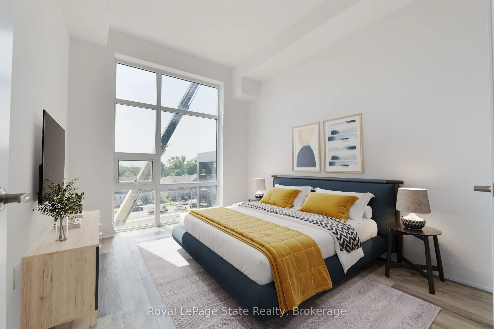 470 Dundas Street E #413