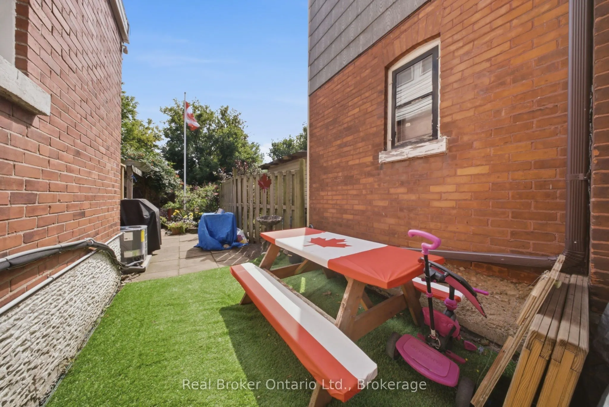69 Arthur Street