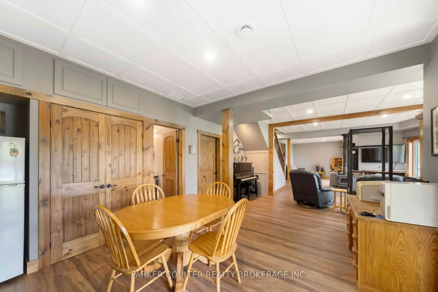 96 Sunnyshores Estates Road