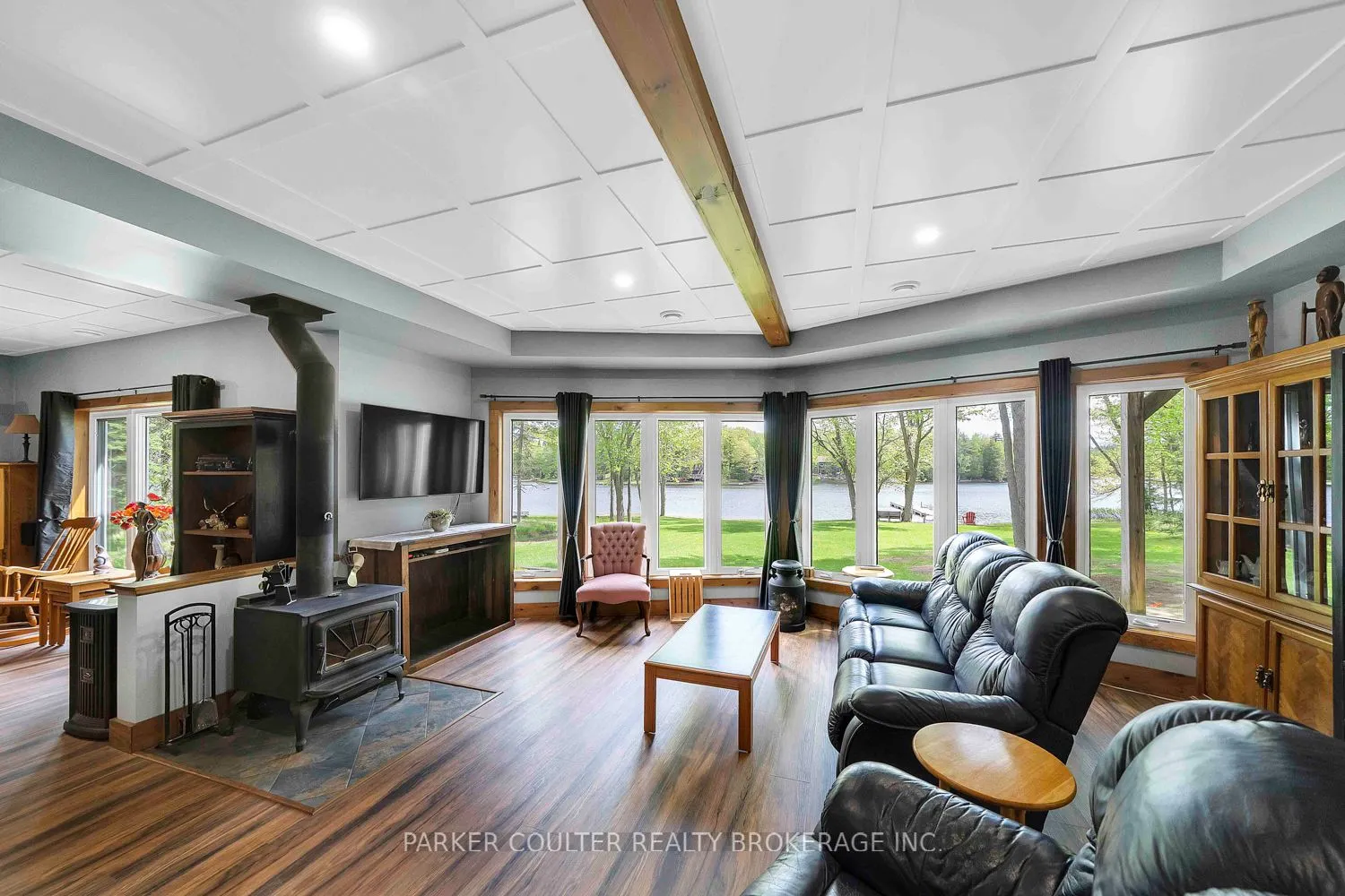96 Sunnyshores Estates Road
