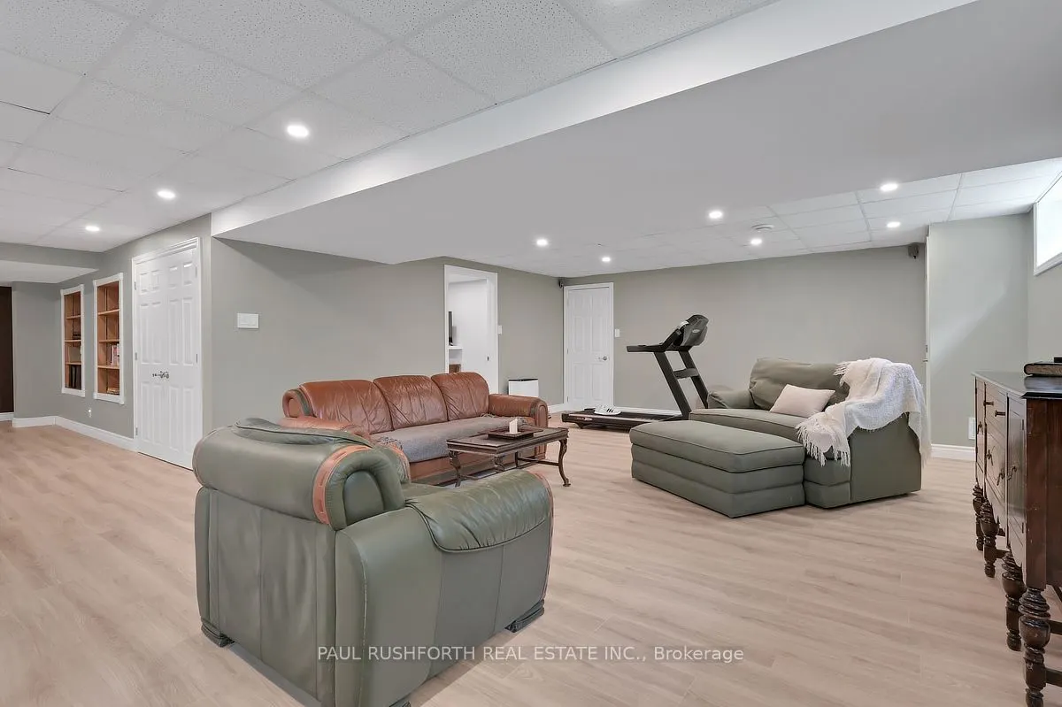 2030 Kingsley Street