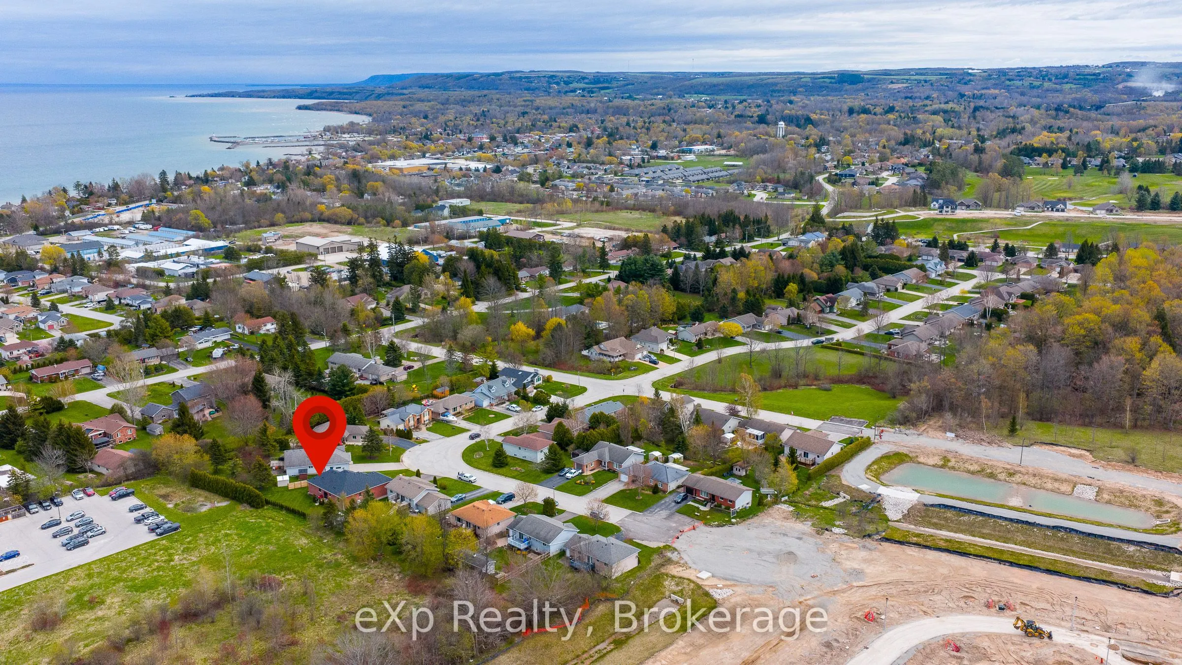 43 Country Crescent