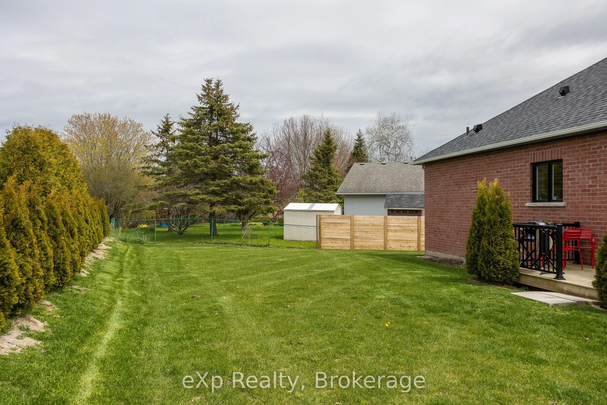 43 Country Crescent