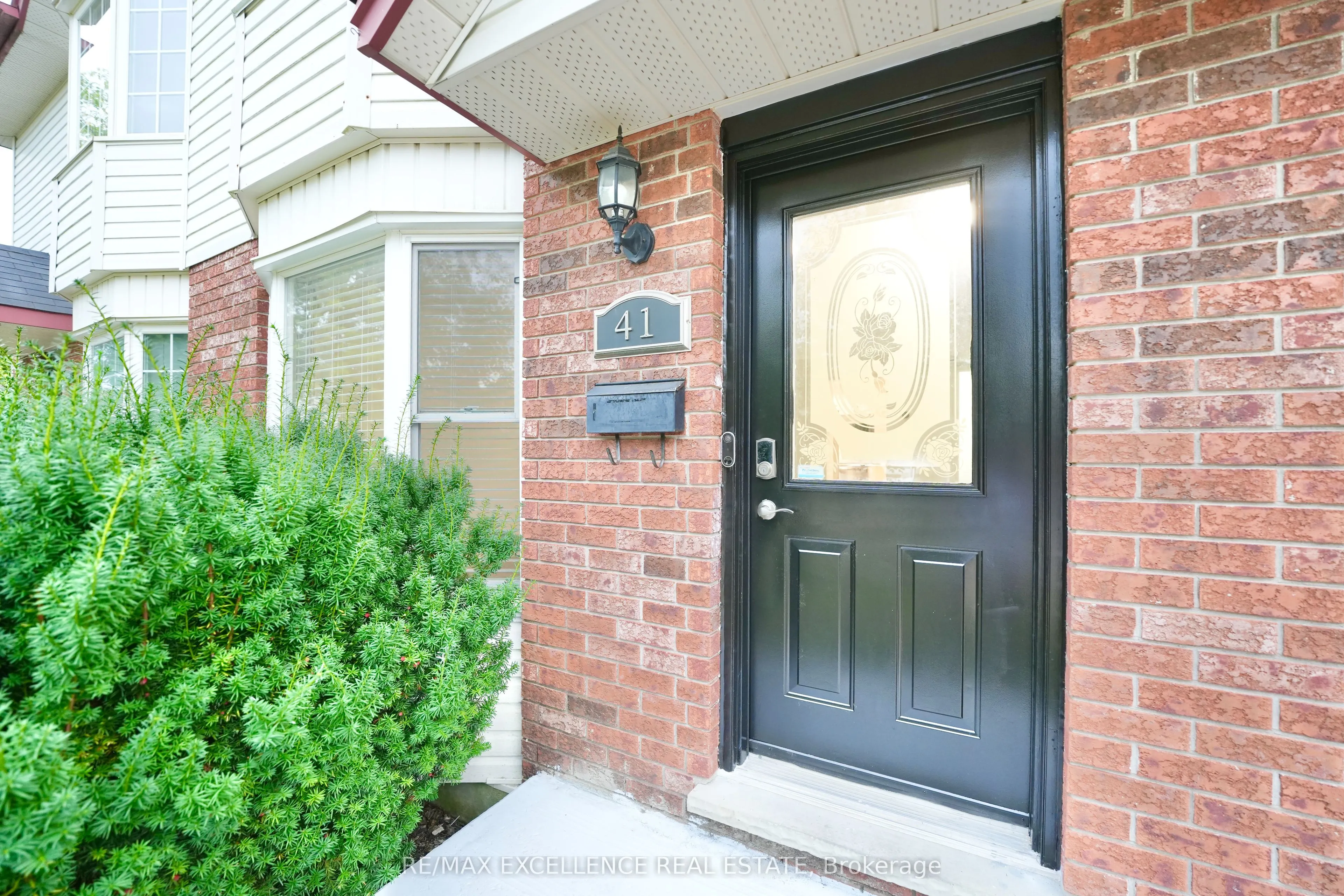41 Roman Crescent