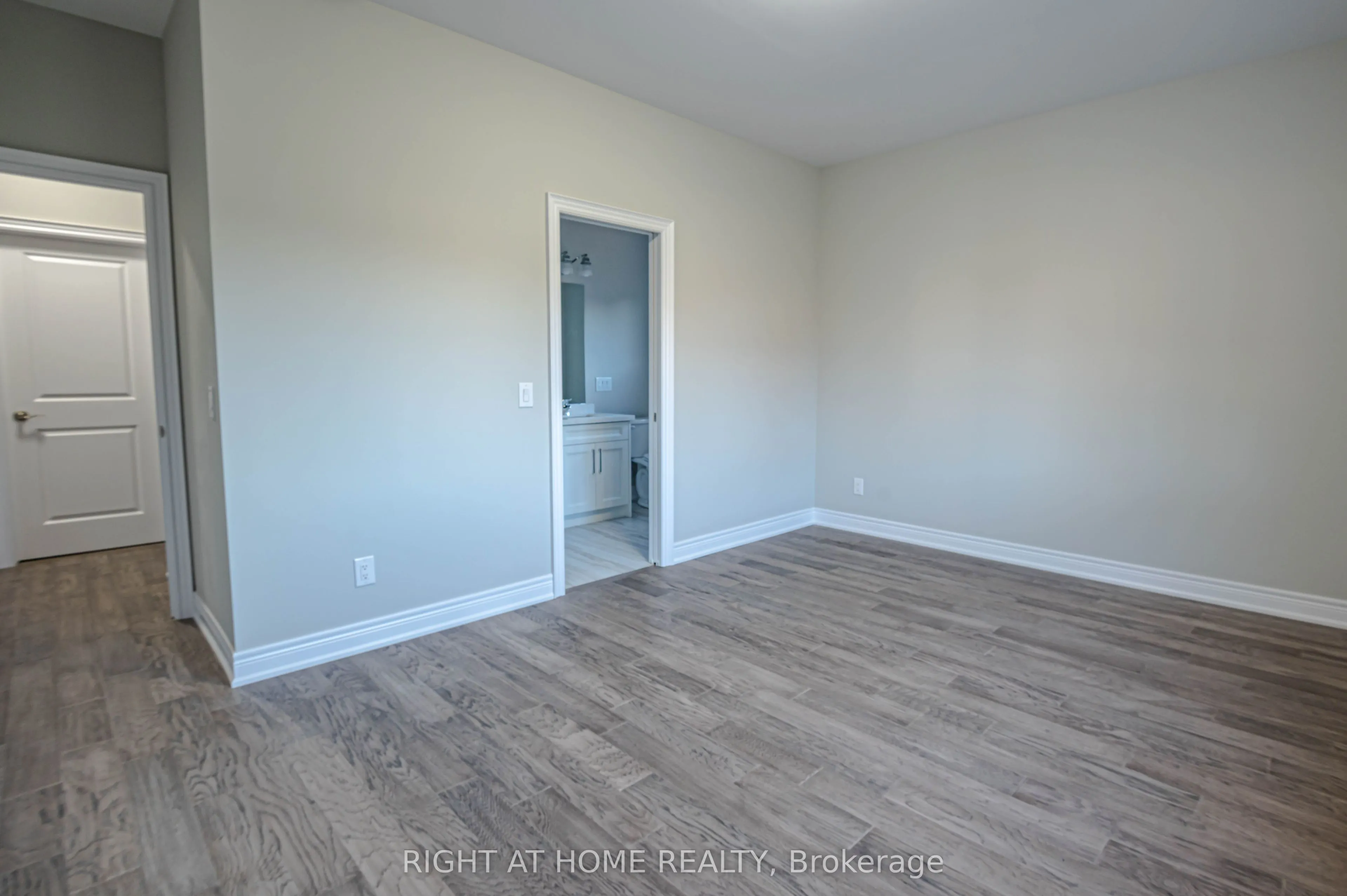 3544 Canfield Crescent