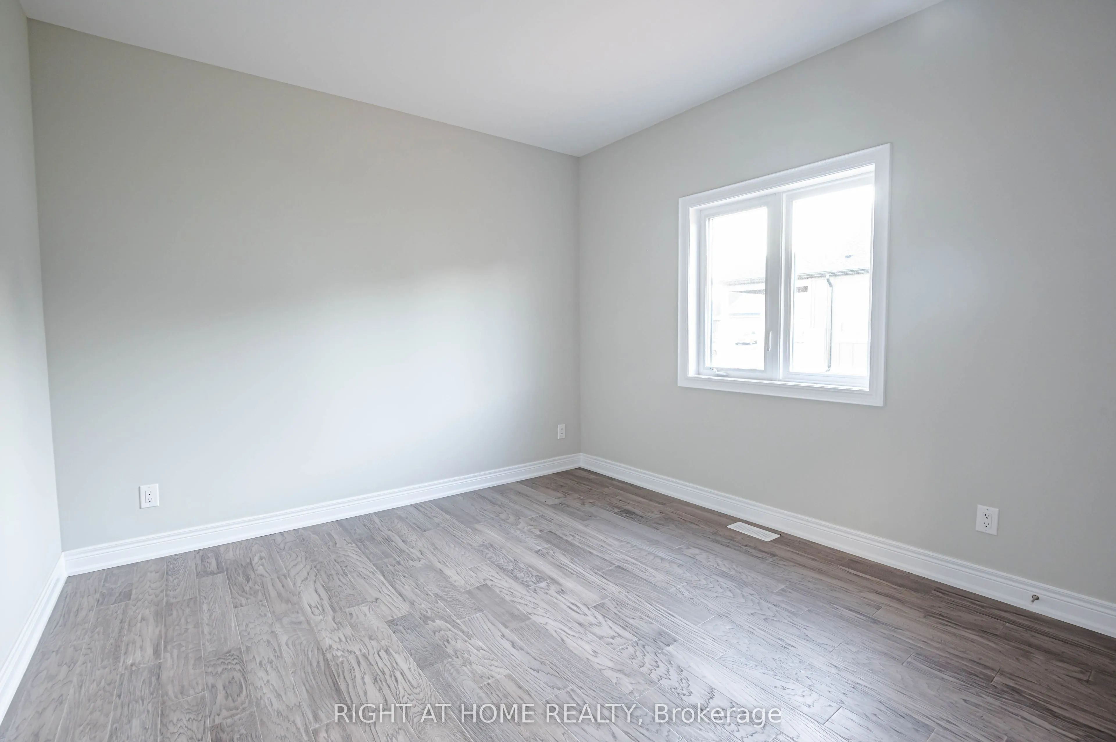 3544 Canfield Crescent