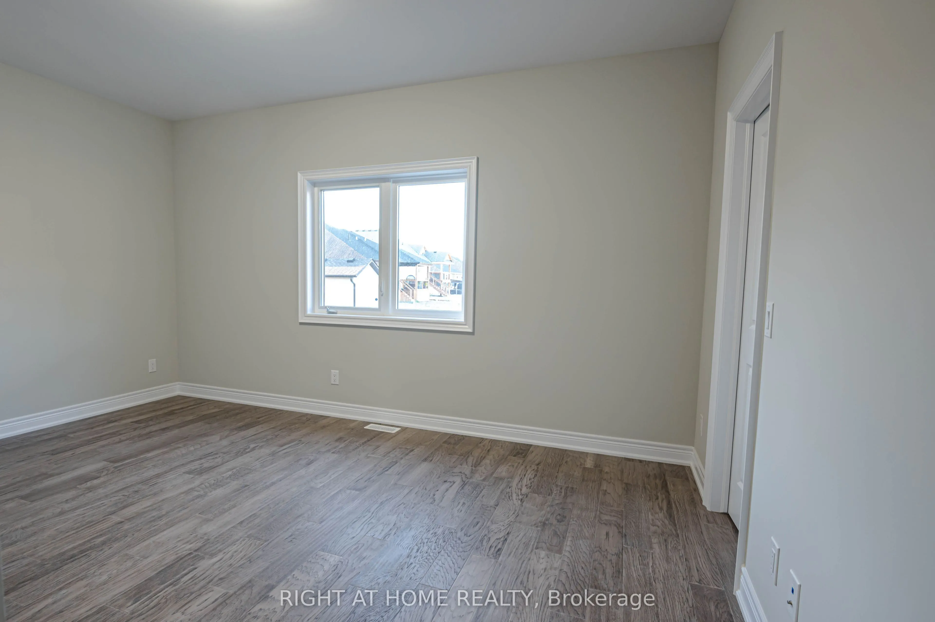 3544 Canfield Crescent