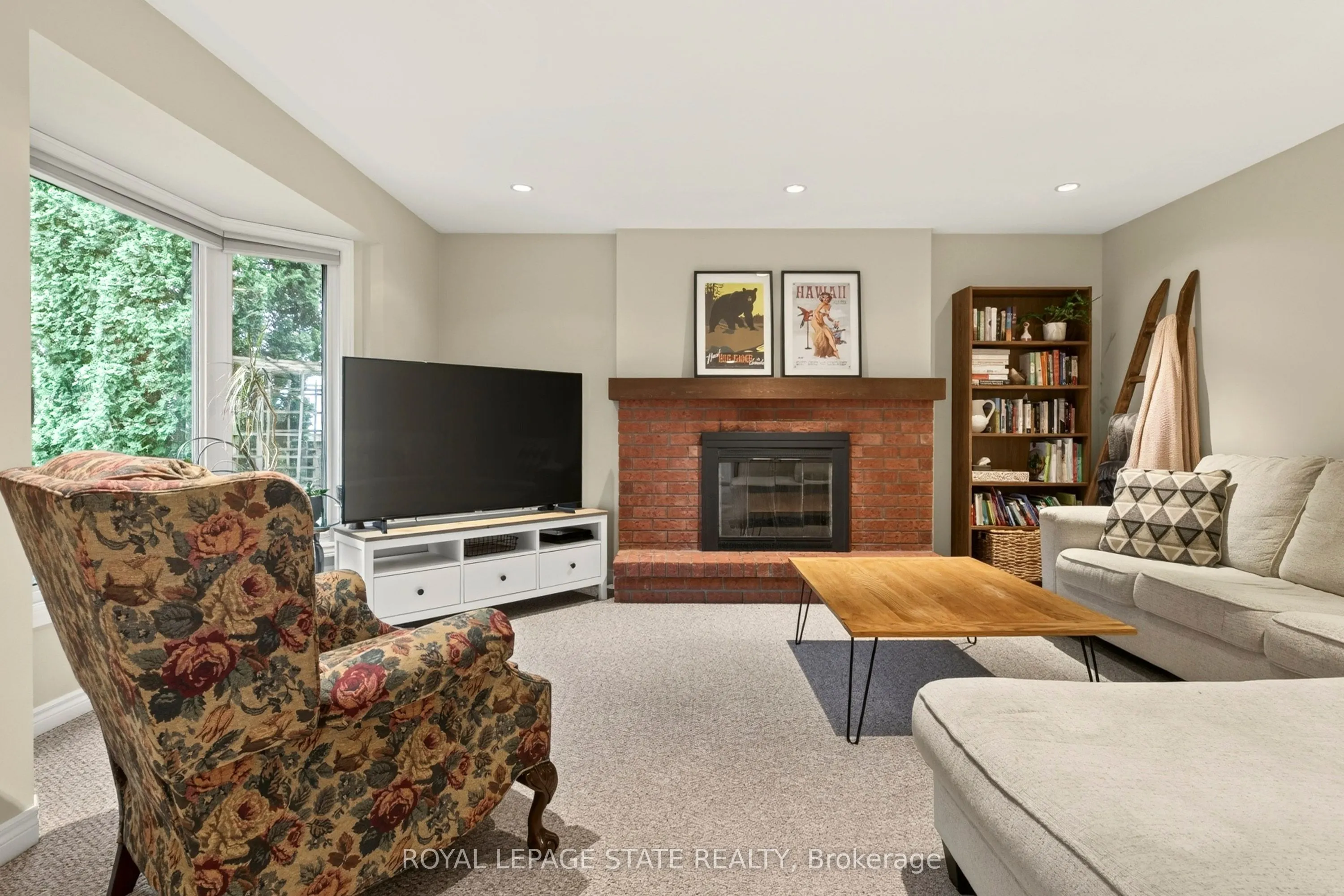 4507 Ivy Gardens Crescent