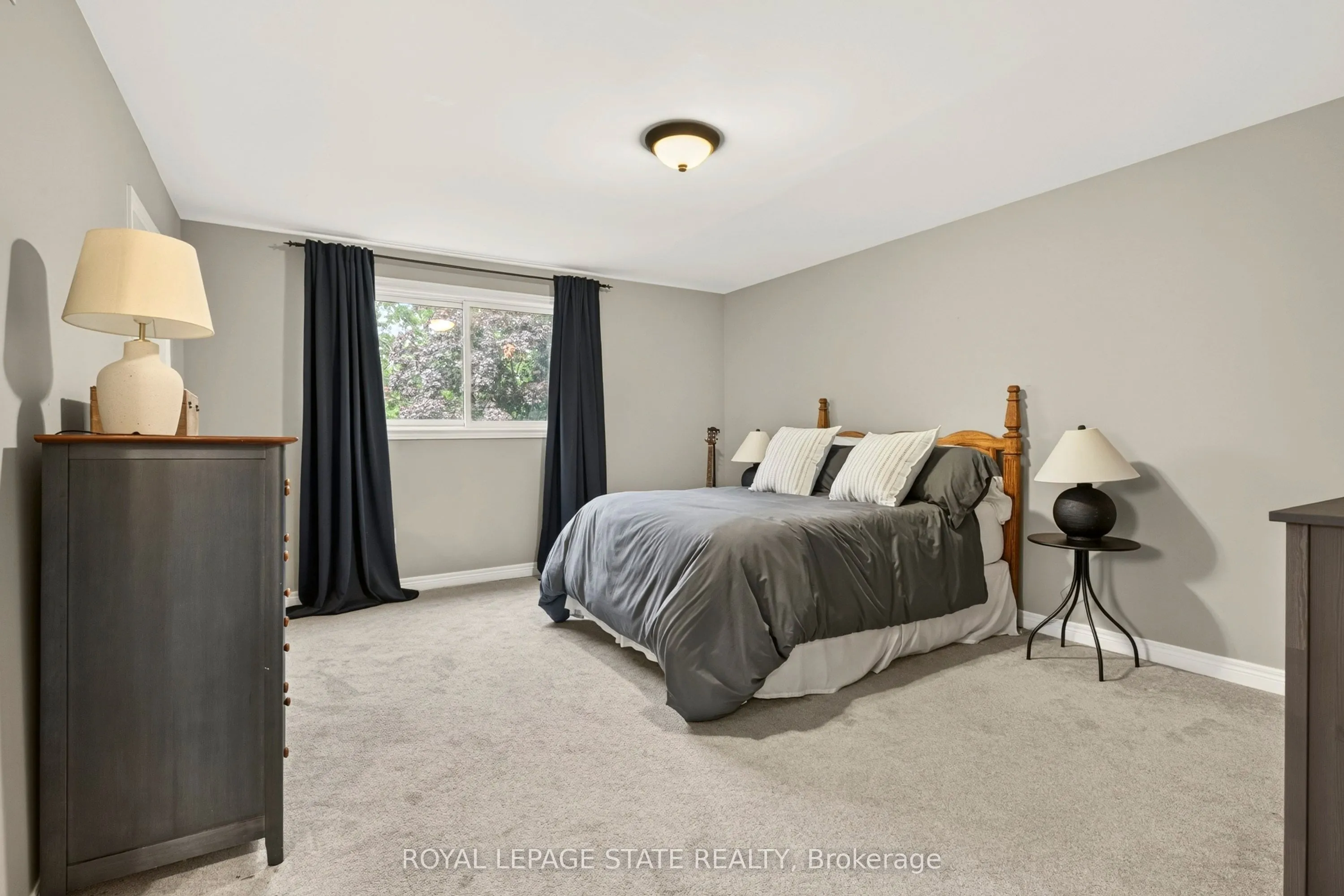4507 Ivy Gardens Crescent