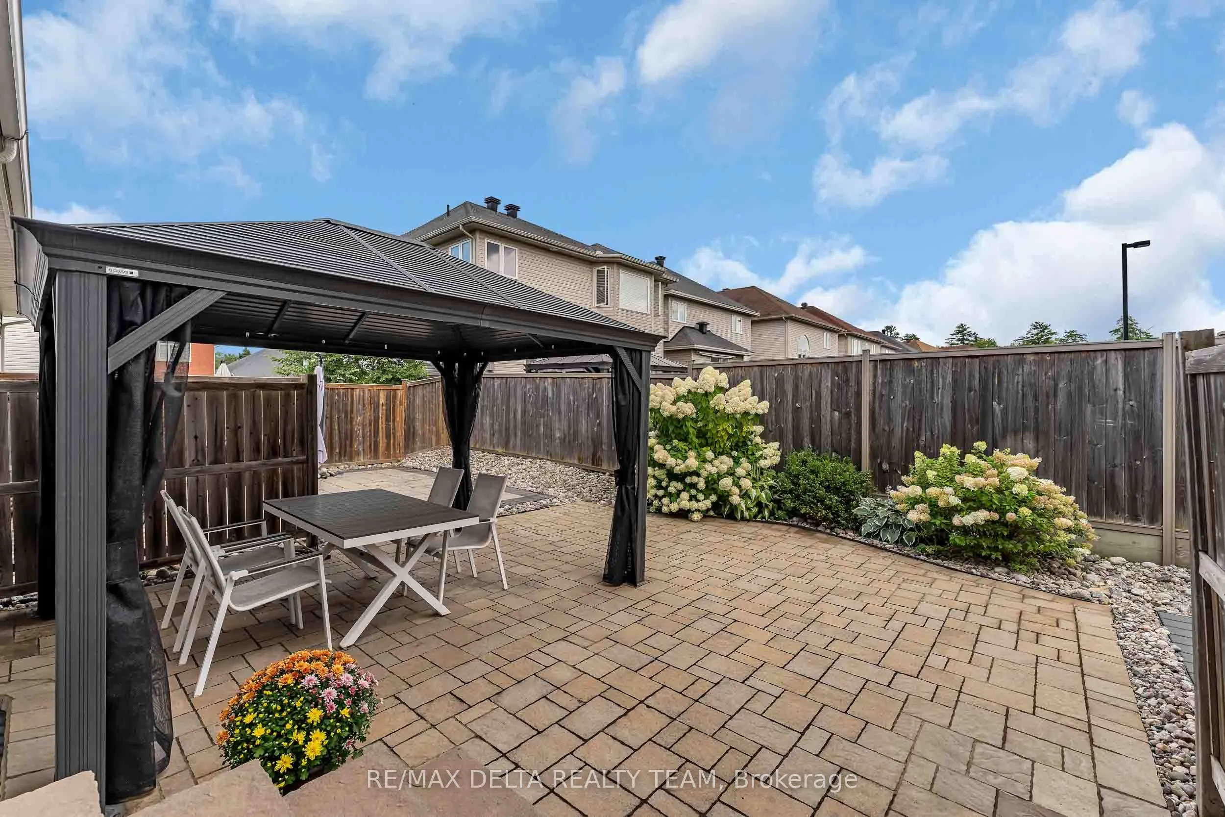 253 Cityview Crescent