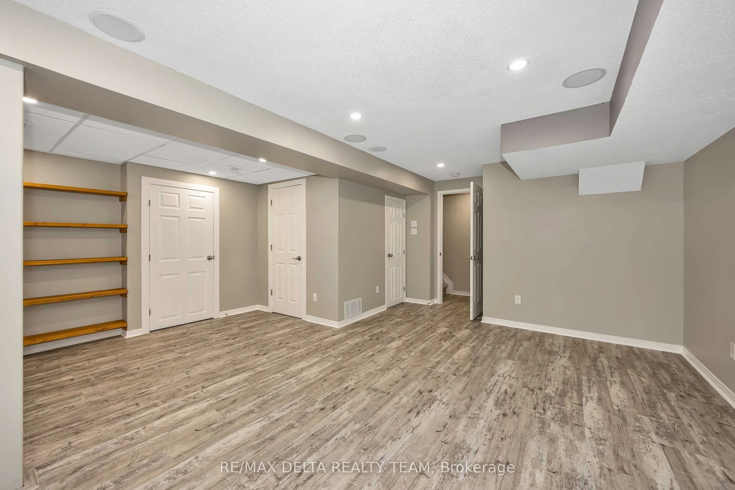 253 Cityview Crescent