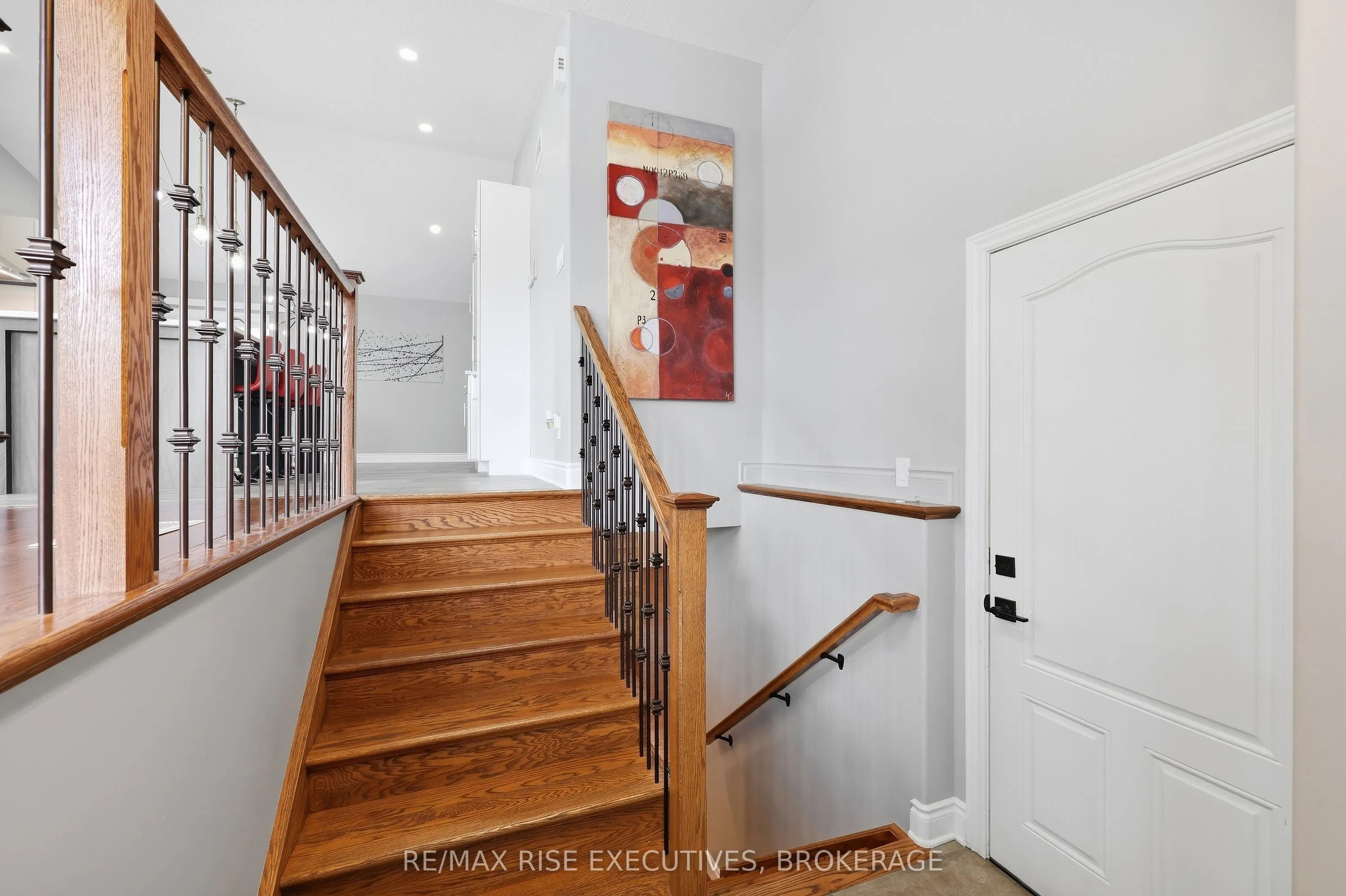 1500 Crimson Crescent