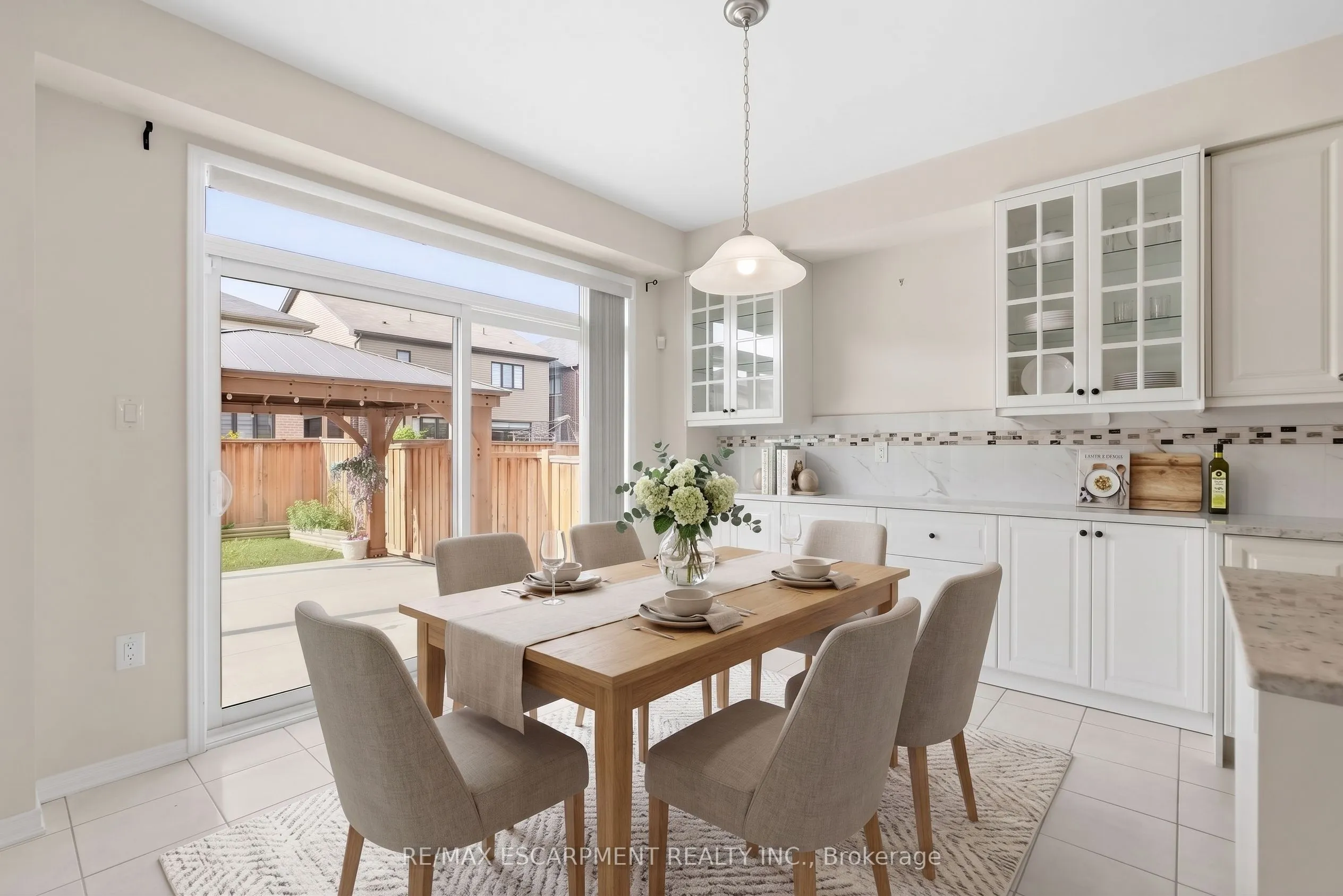 35 Royal Coachman Way