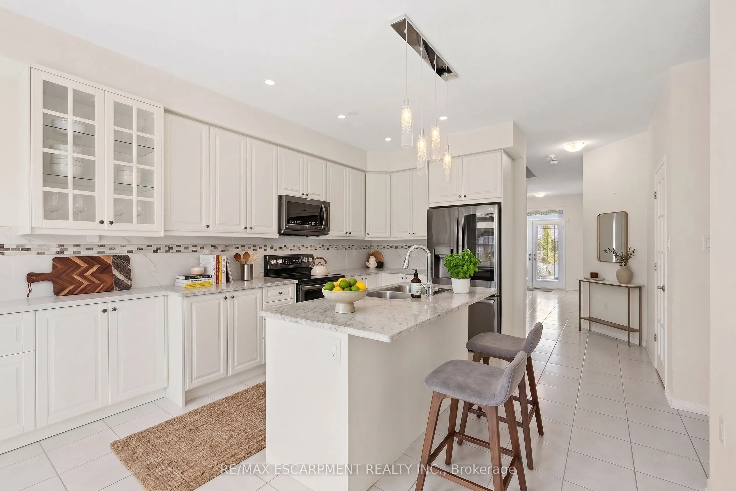 35 Royal Coachman Way