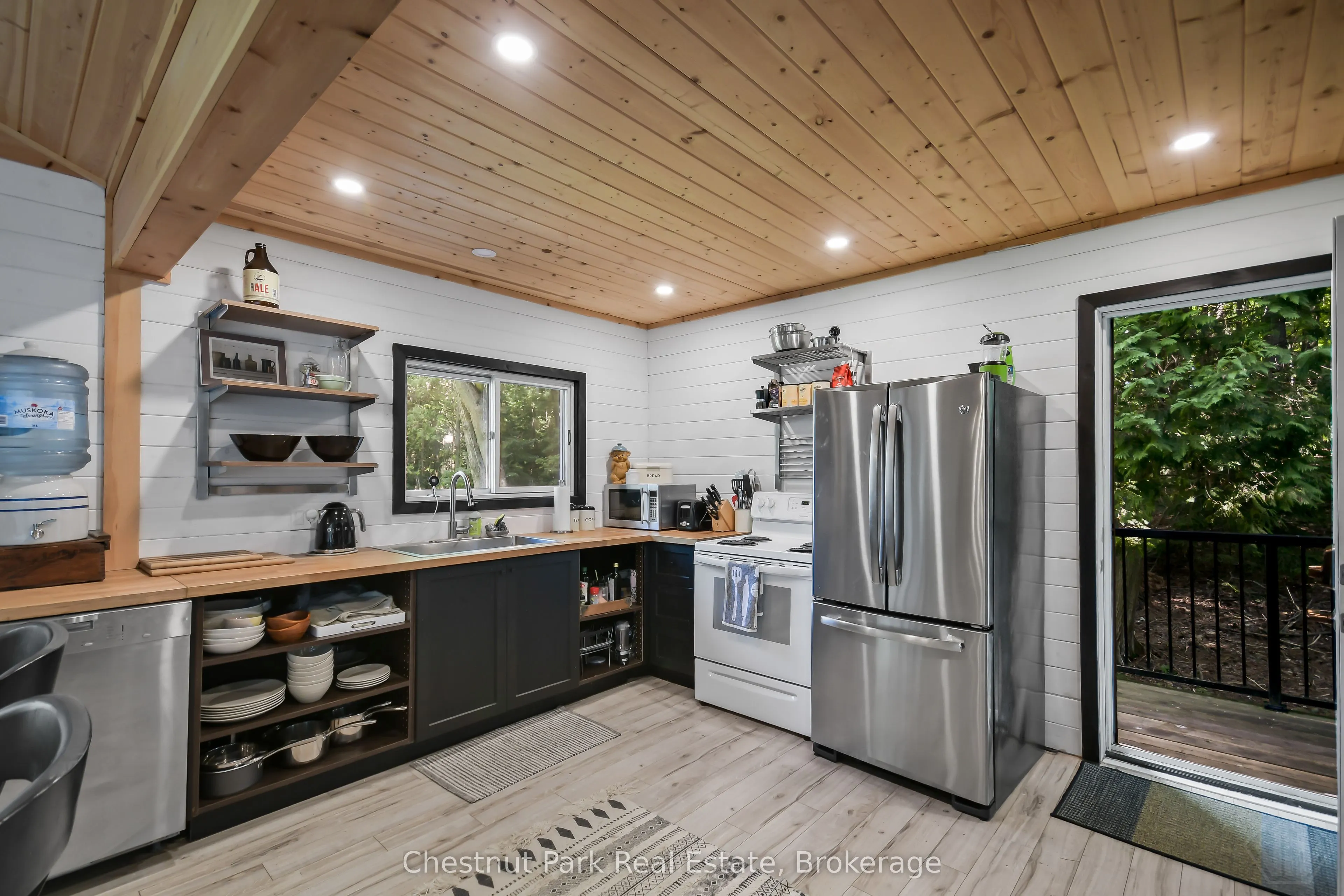25-1160 Whiteside Road