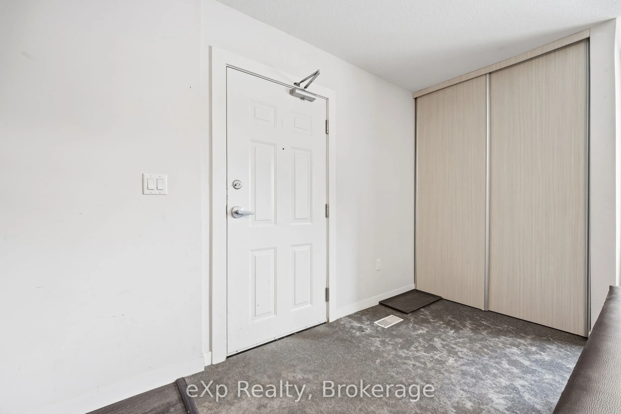 338 Albert Street #119