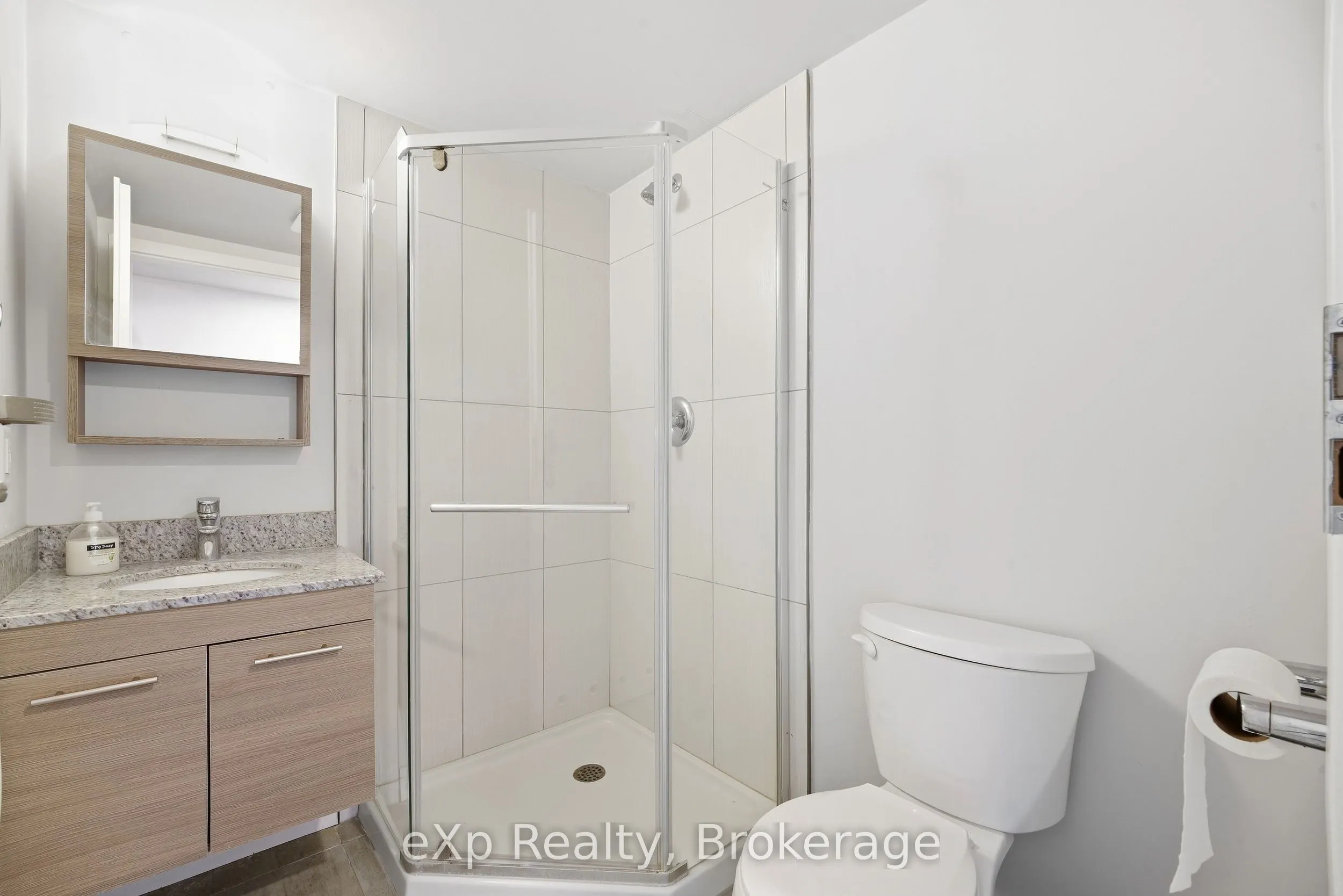 338 Albert Street #119