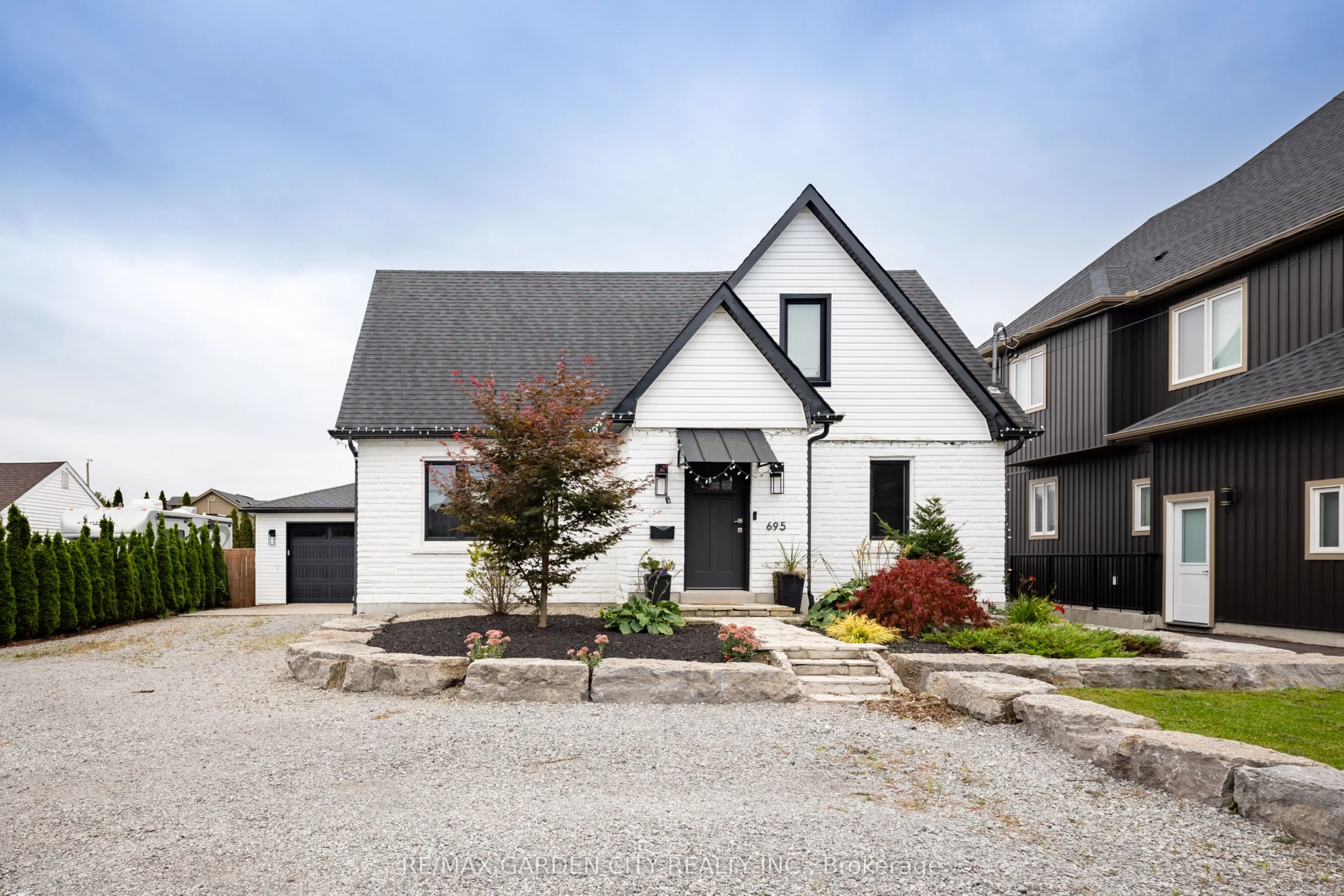 695 Quaker Road
