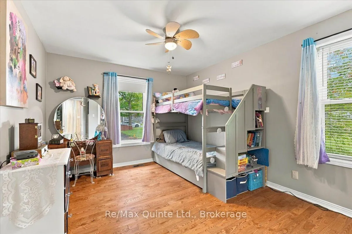 136 Bernard Long Road
