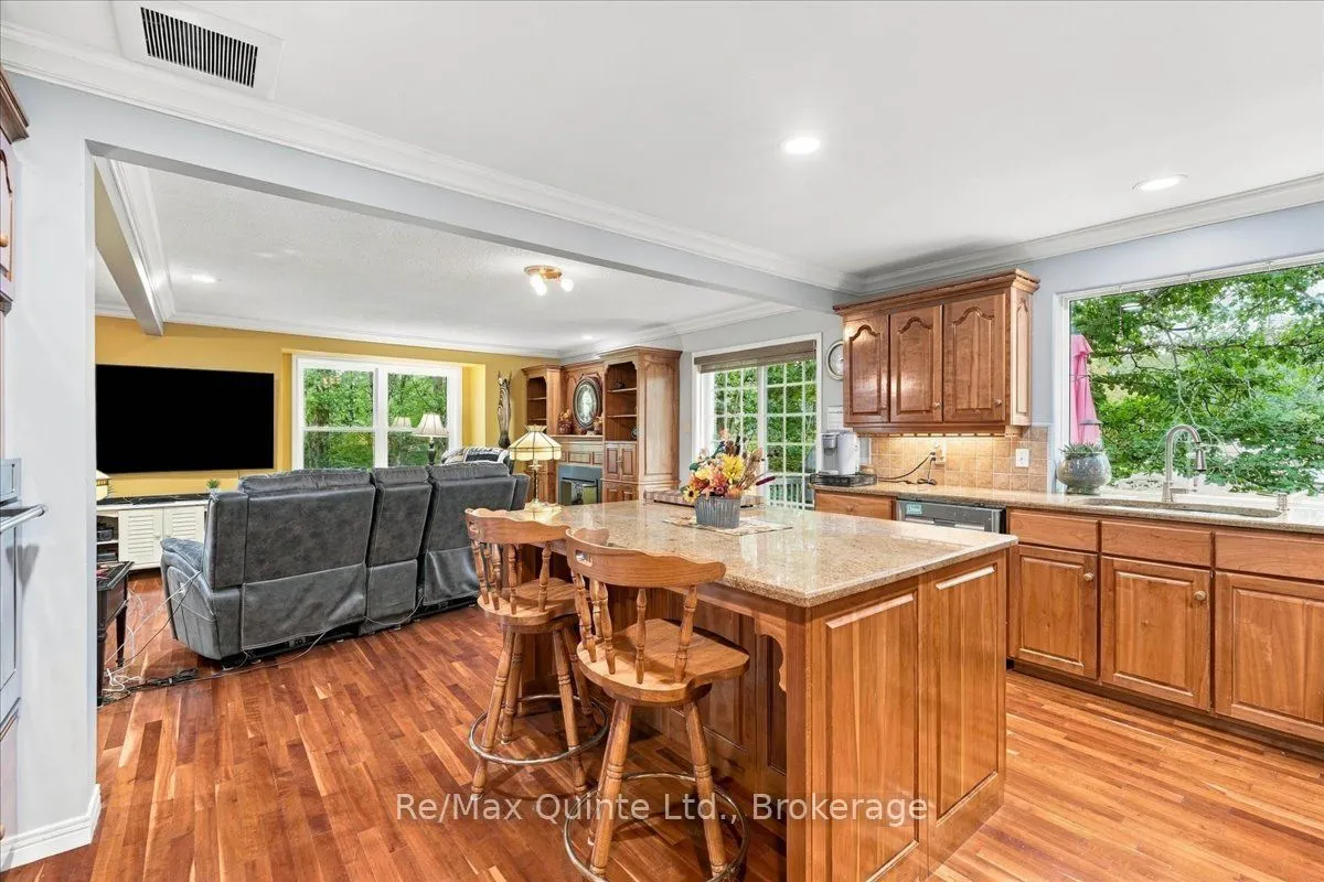 136 Bernard Long Road