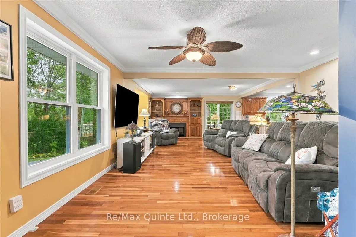 136 Bernard Long Road