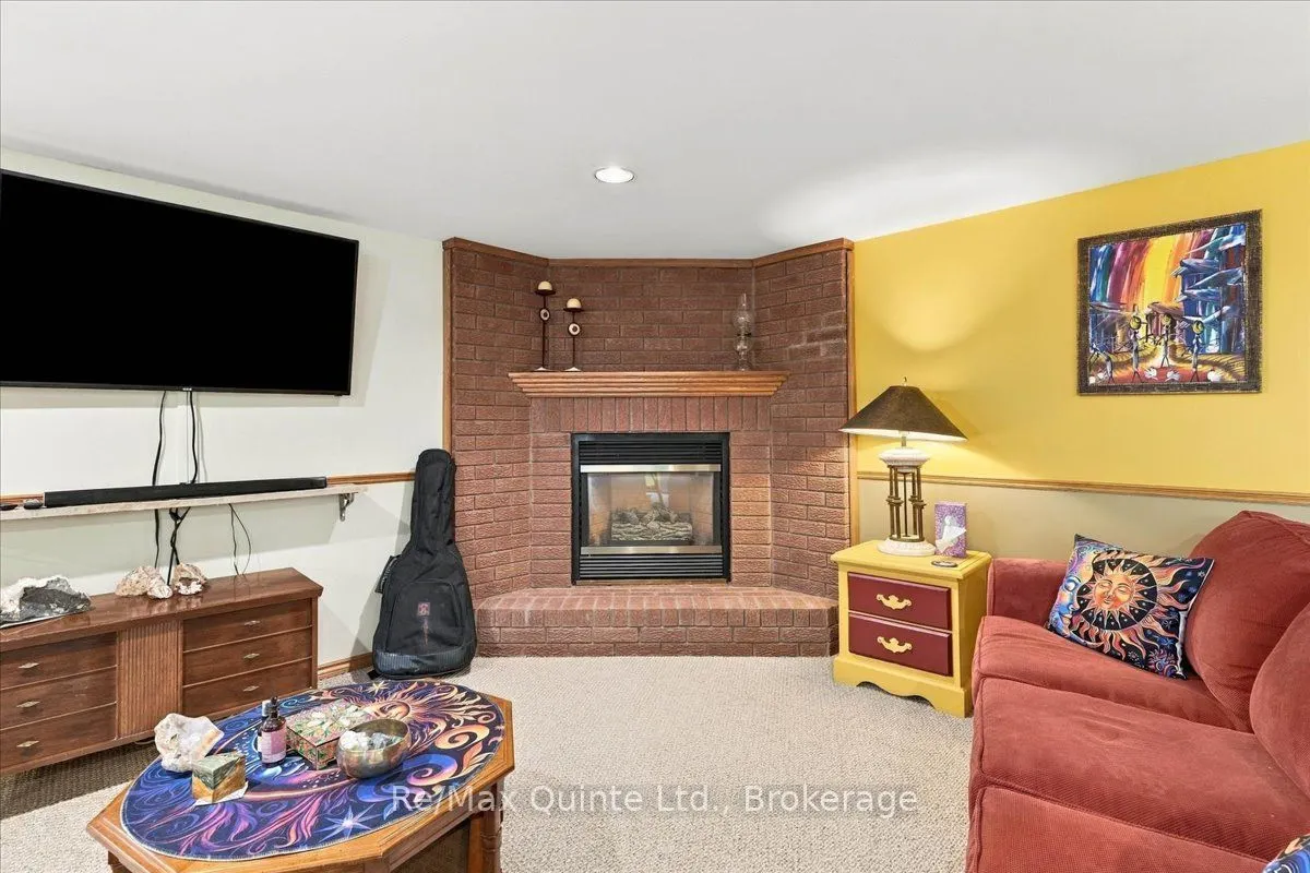 136 Bernard Long Road