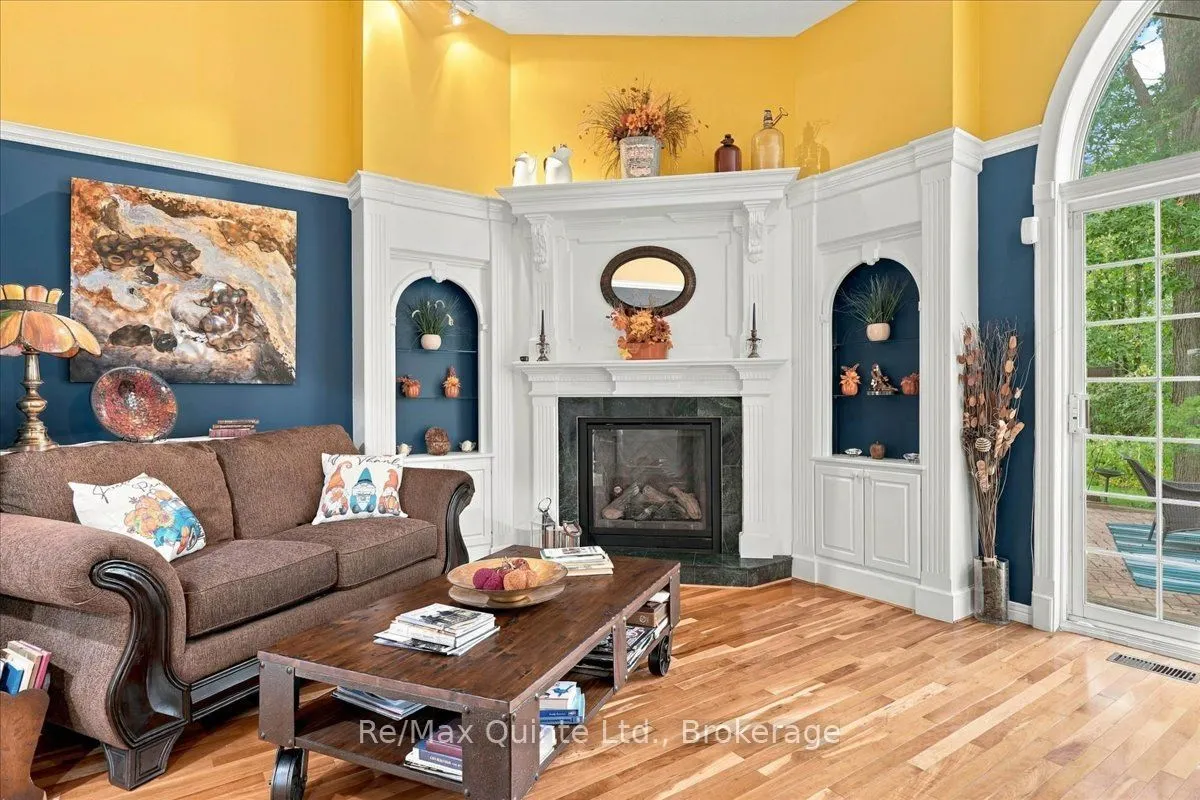 136 Bernard Long Road