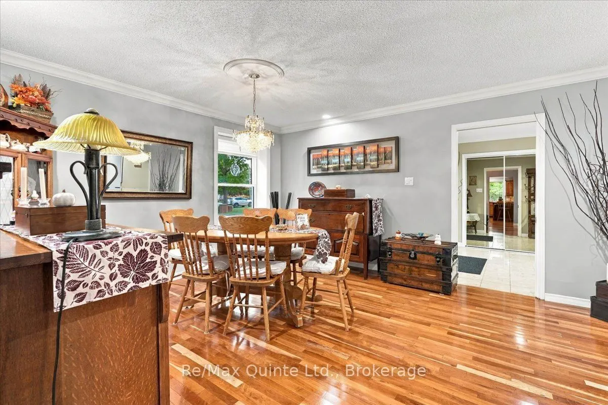136 Bernard Long Road