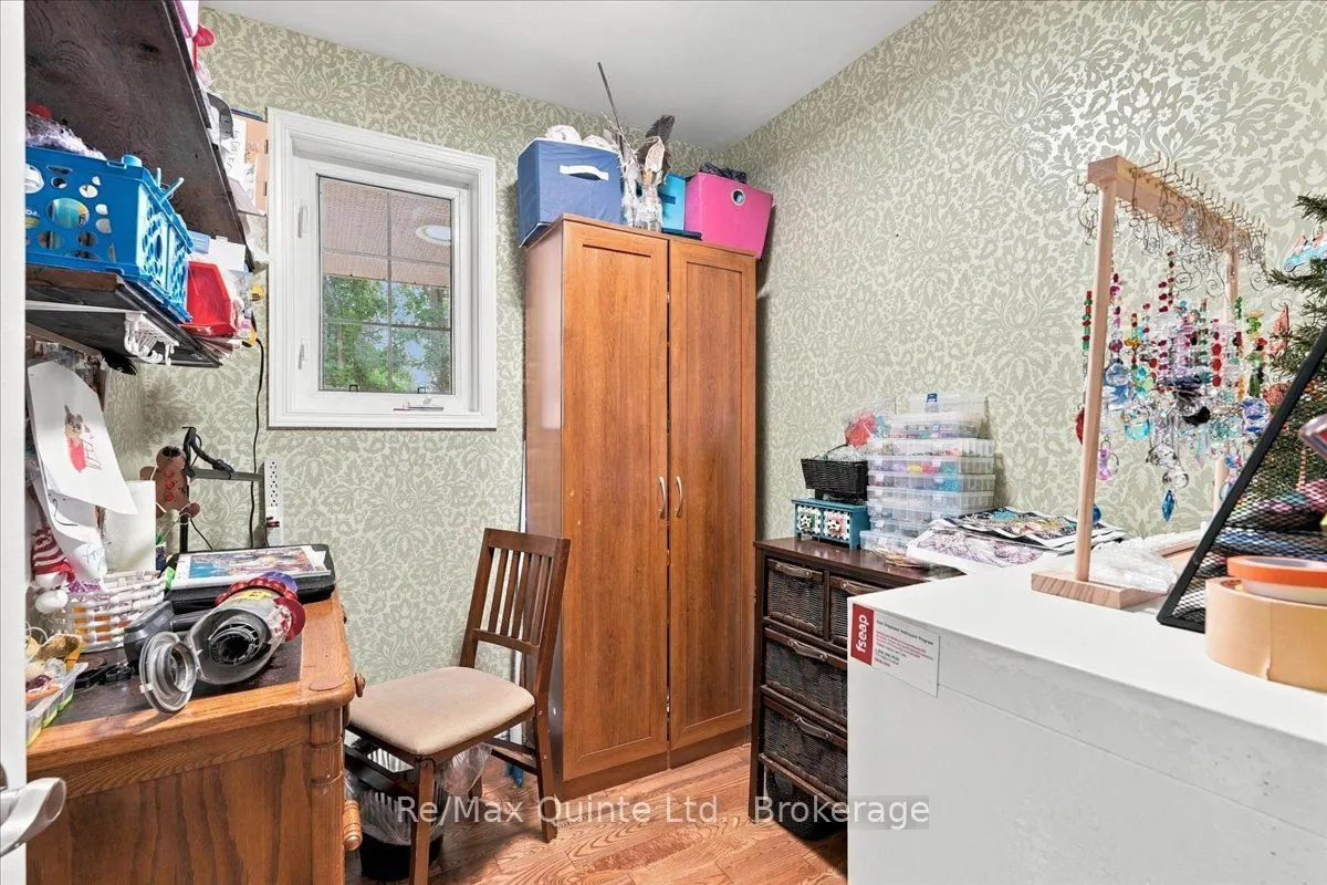 136 Bernard Long Road
