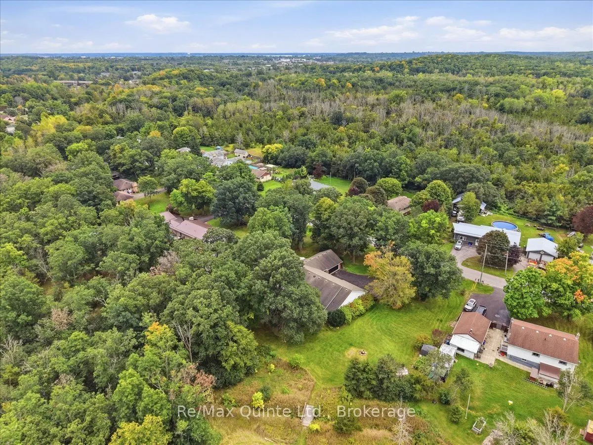136 Bernard Long Road