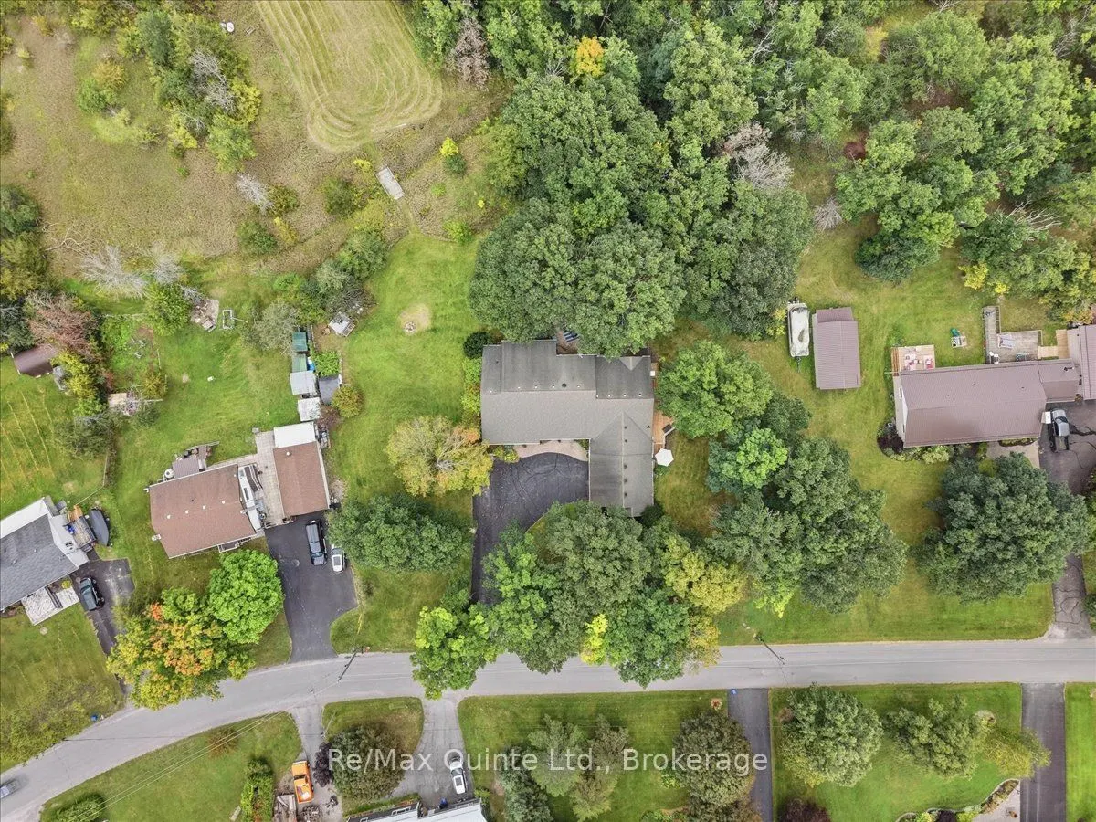 136 Bernard Long Road