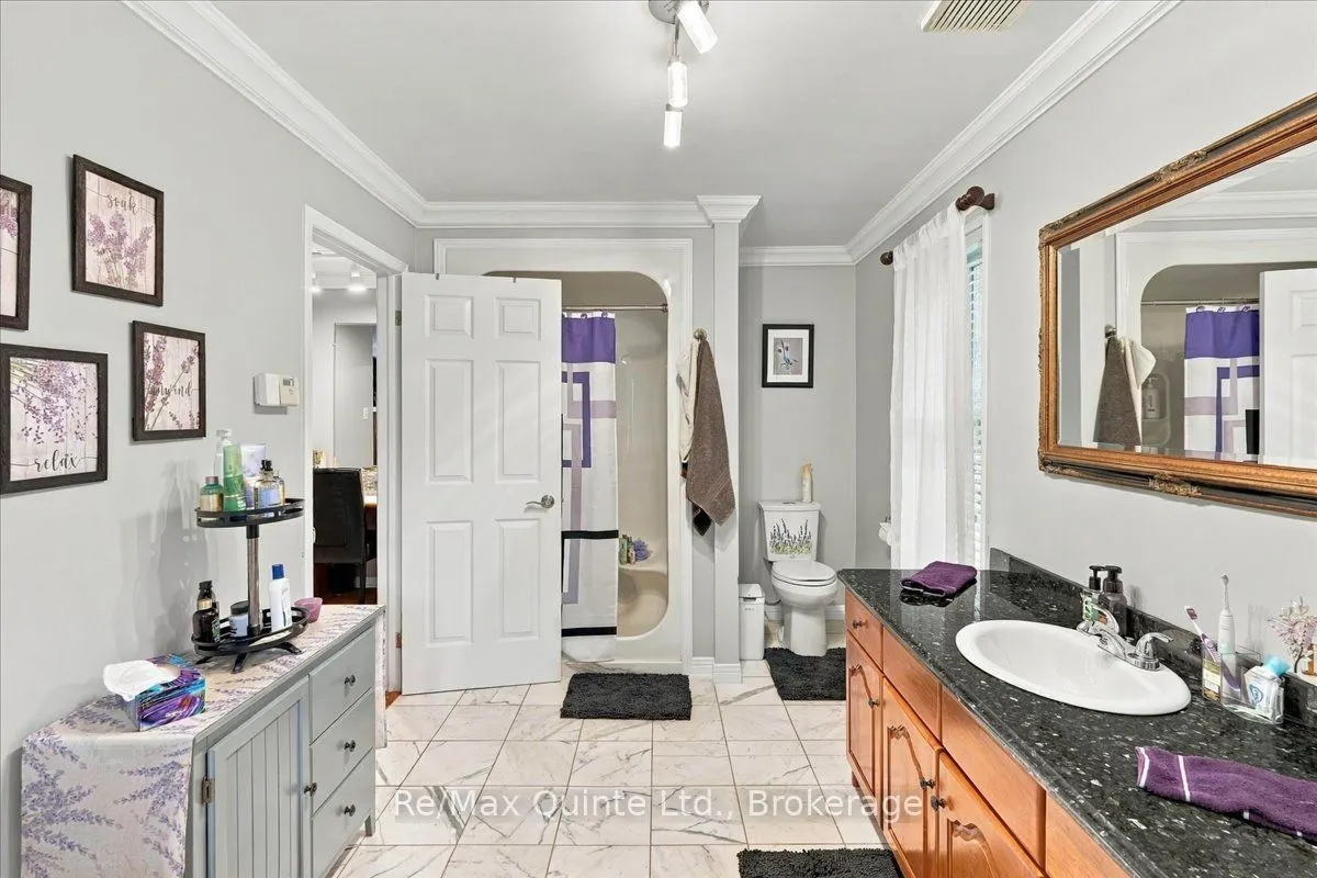 136 Bernard Long Road