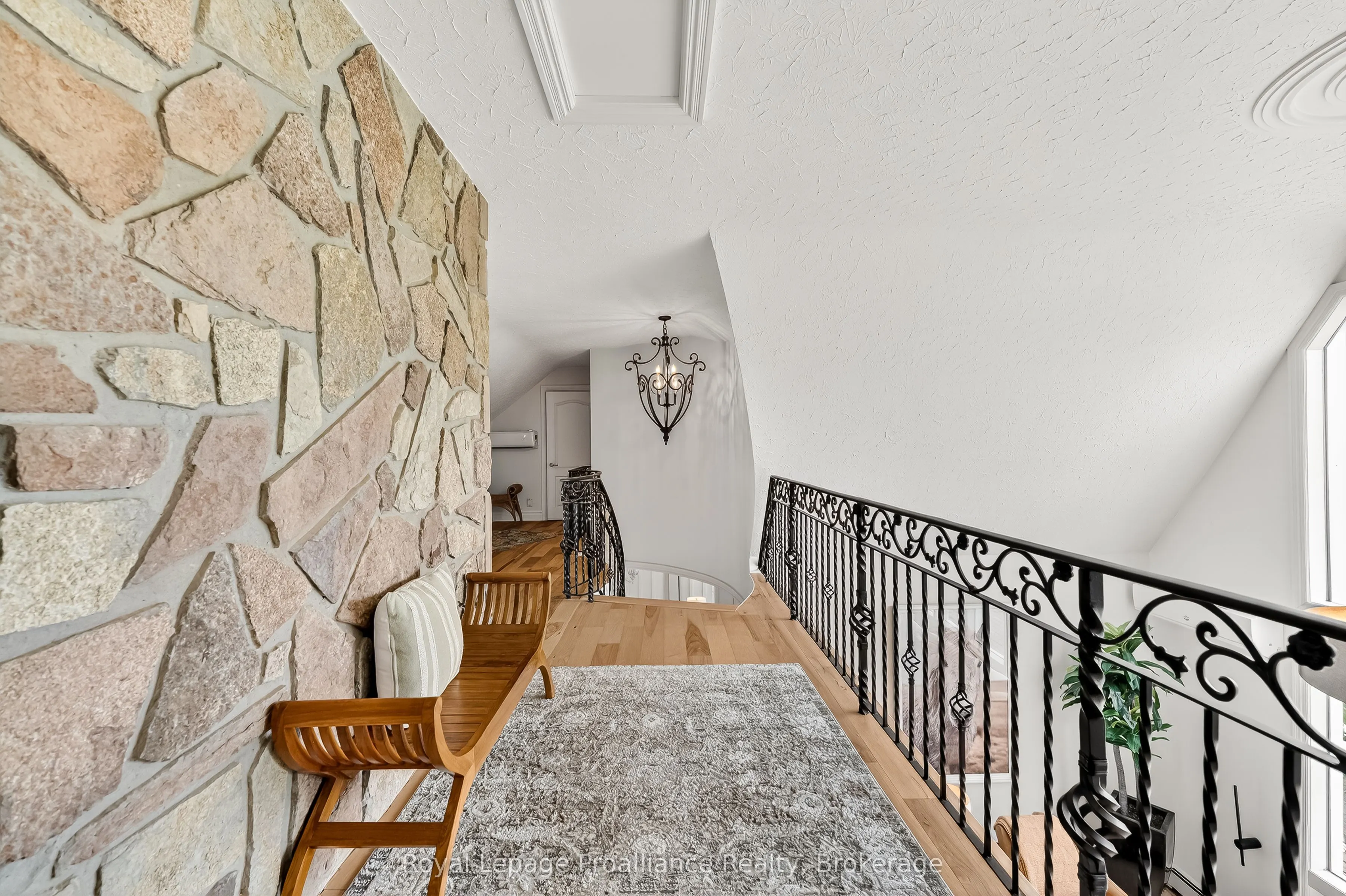 439 Oak Lake Road