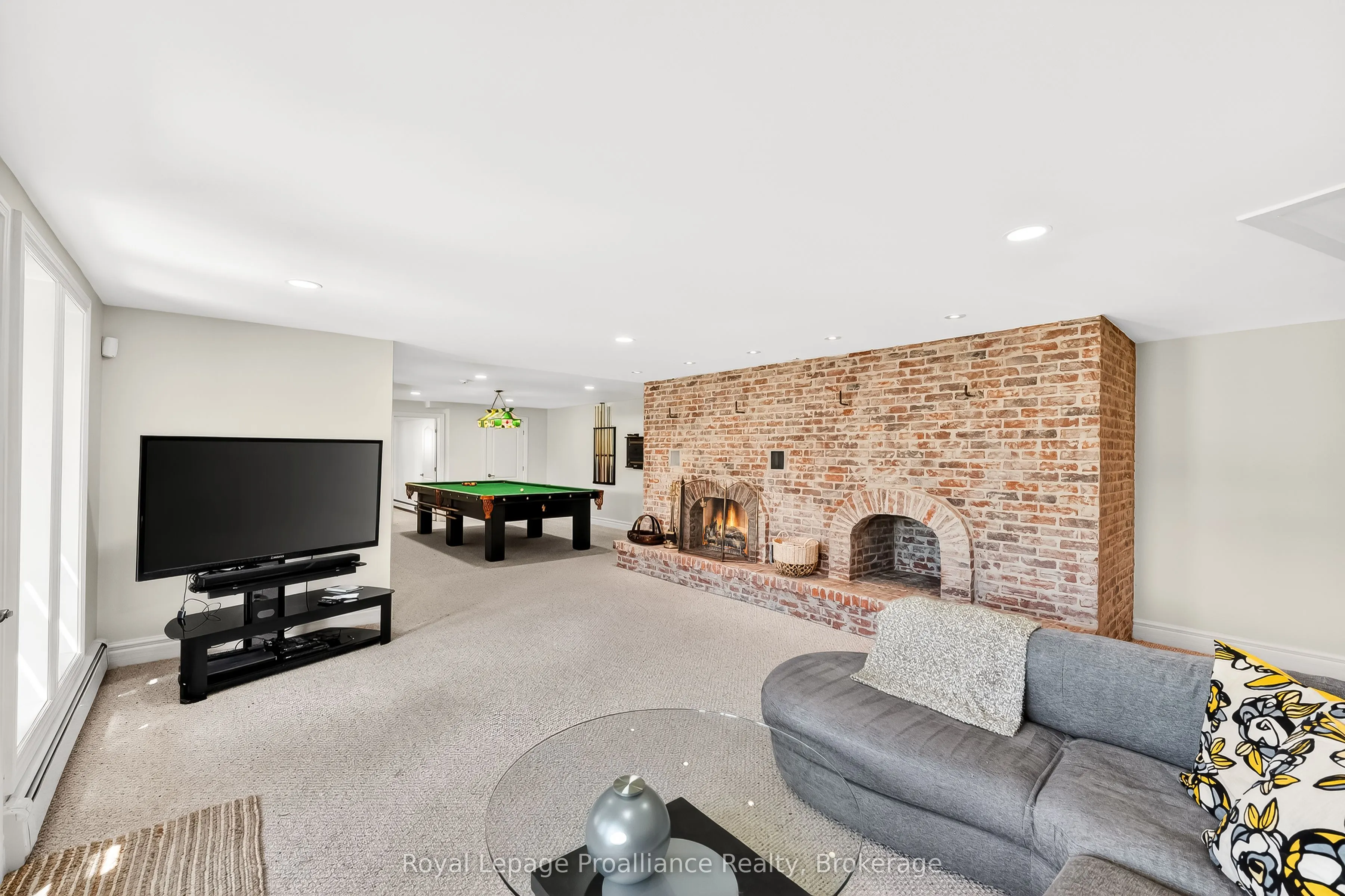 439 Oak Lake Road