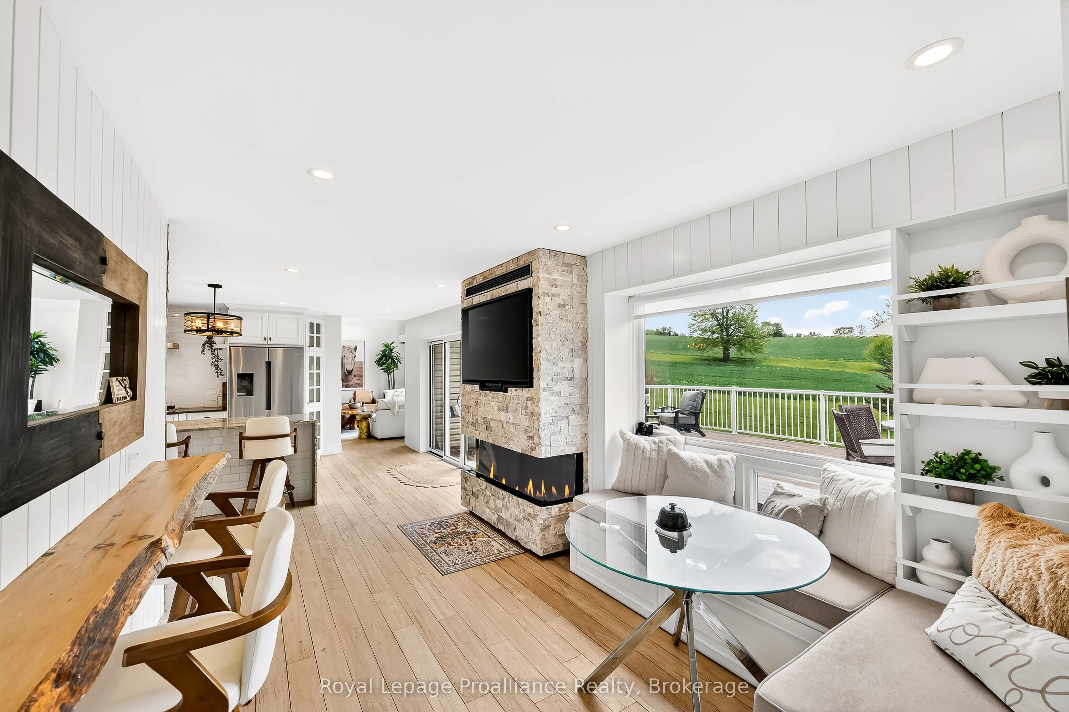 439 Oak Lake Road