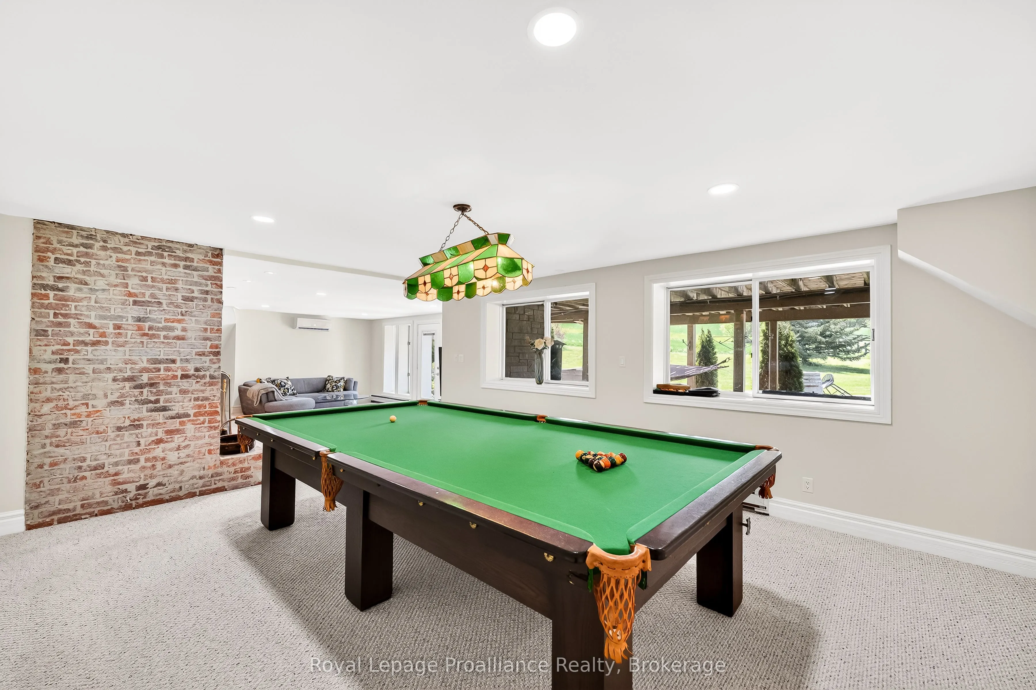 439 Oak Lake Road