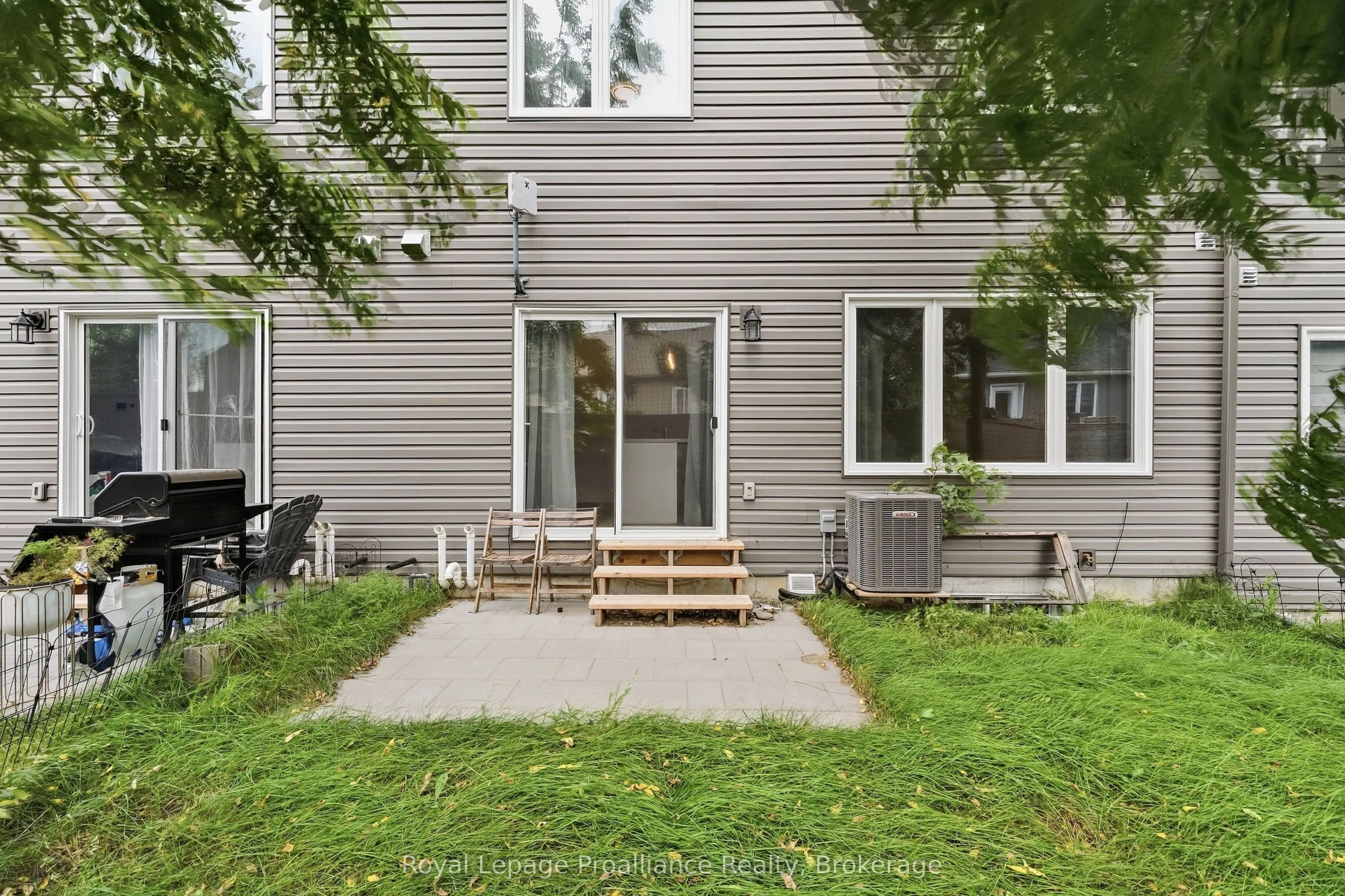 22 Campbell Crescent