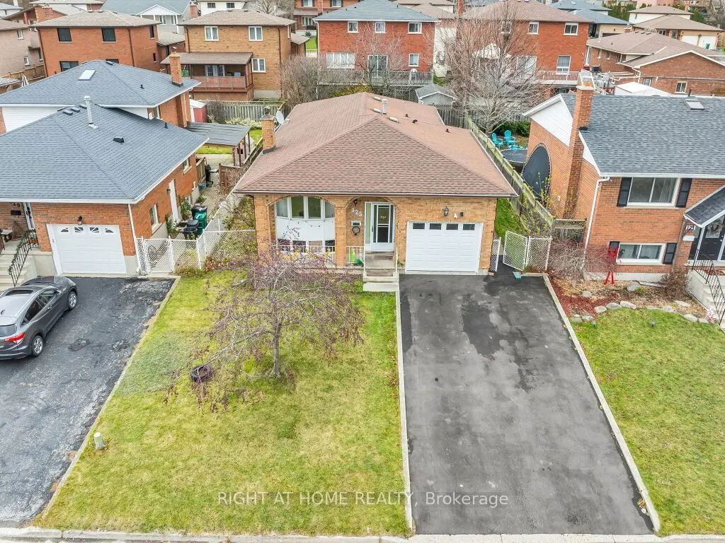 125 Stonyburn Crescent