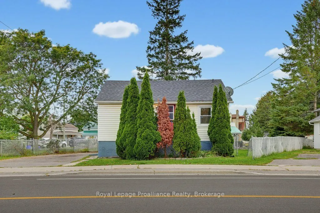 106 Yeomans Street