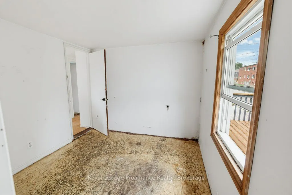106 Yeomans Street