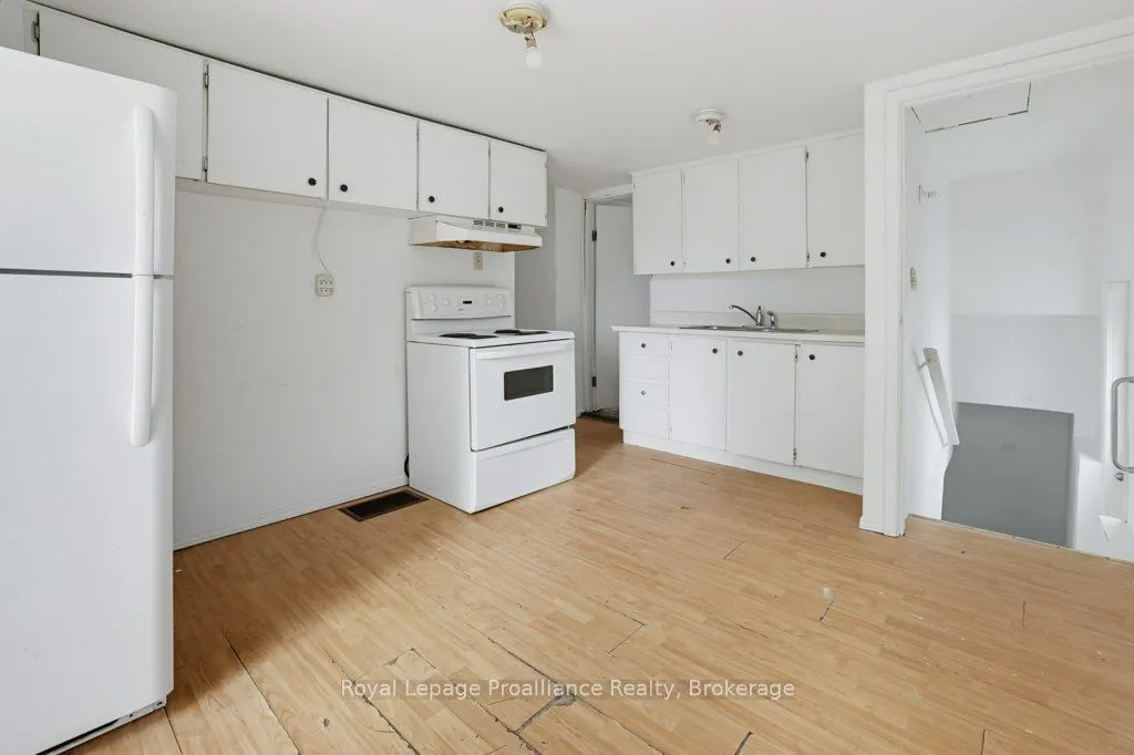 106 Yeomans Street