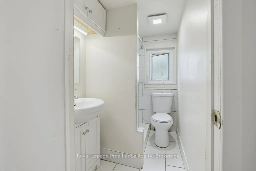 106 Yeomans Street