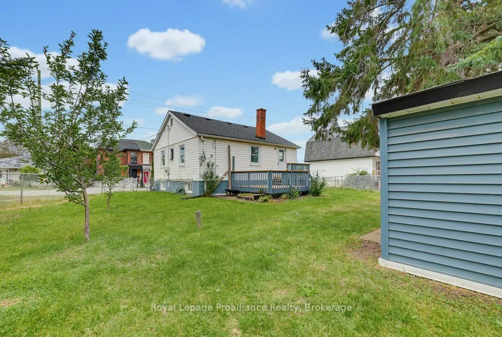 106 Yeomans Street