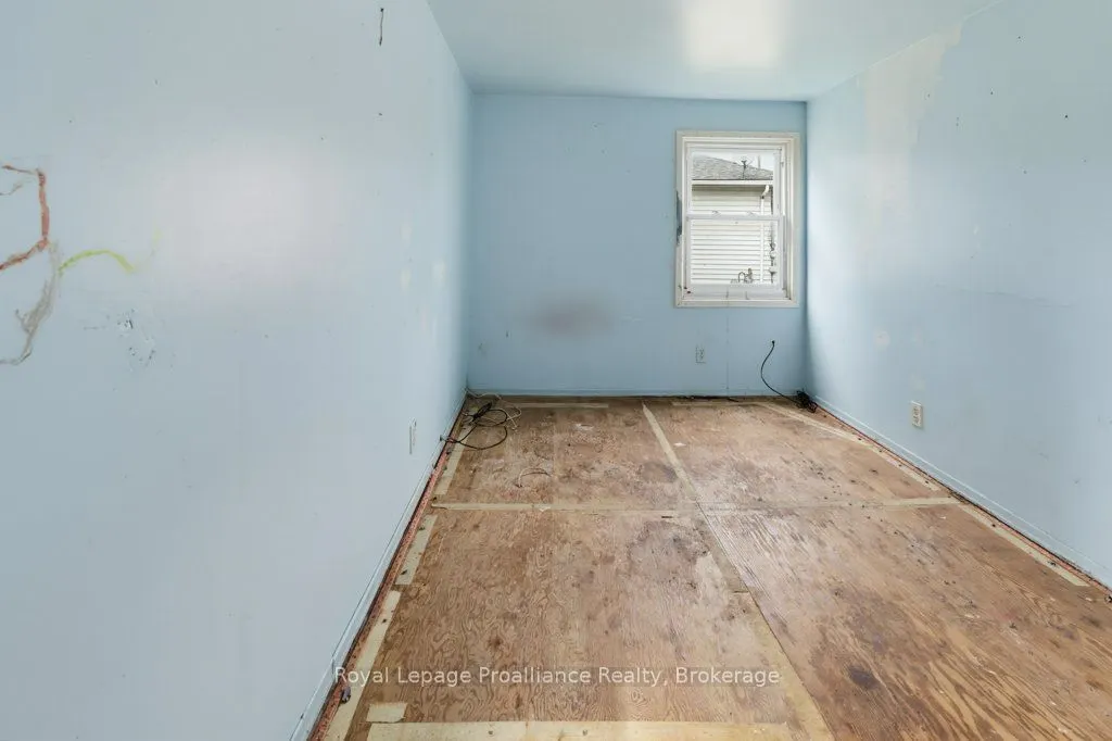 106 Yeomans Street