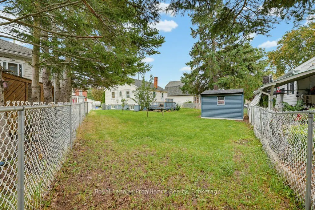 106 Yeomans Street