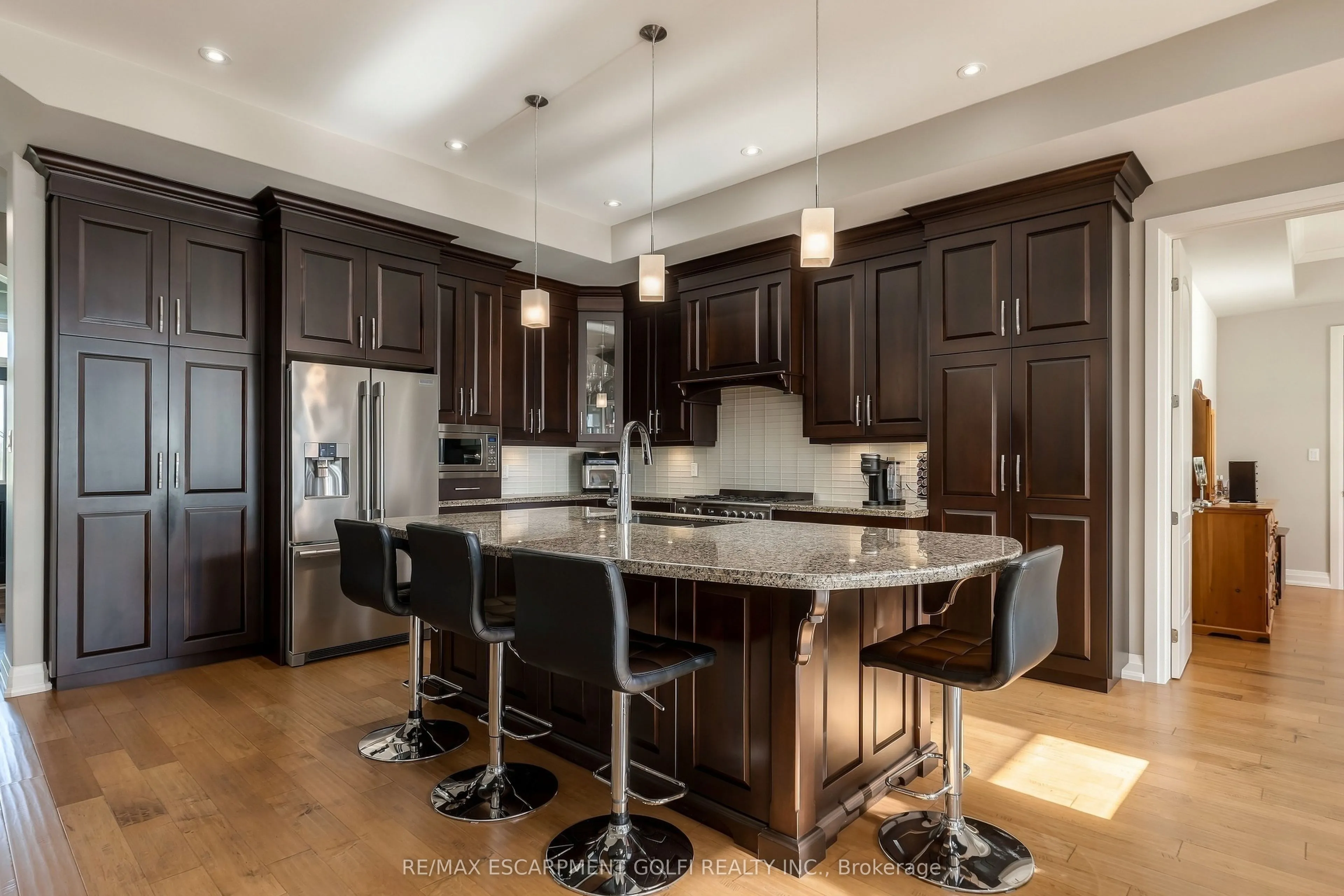 3265 Mountain Road