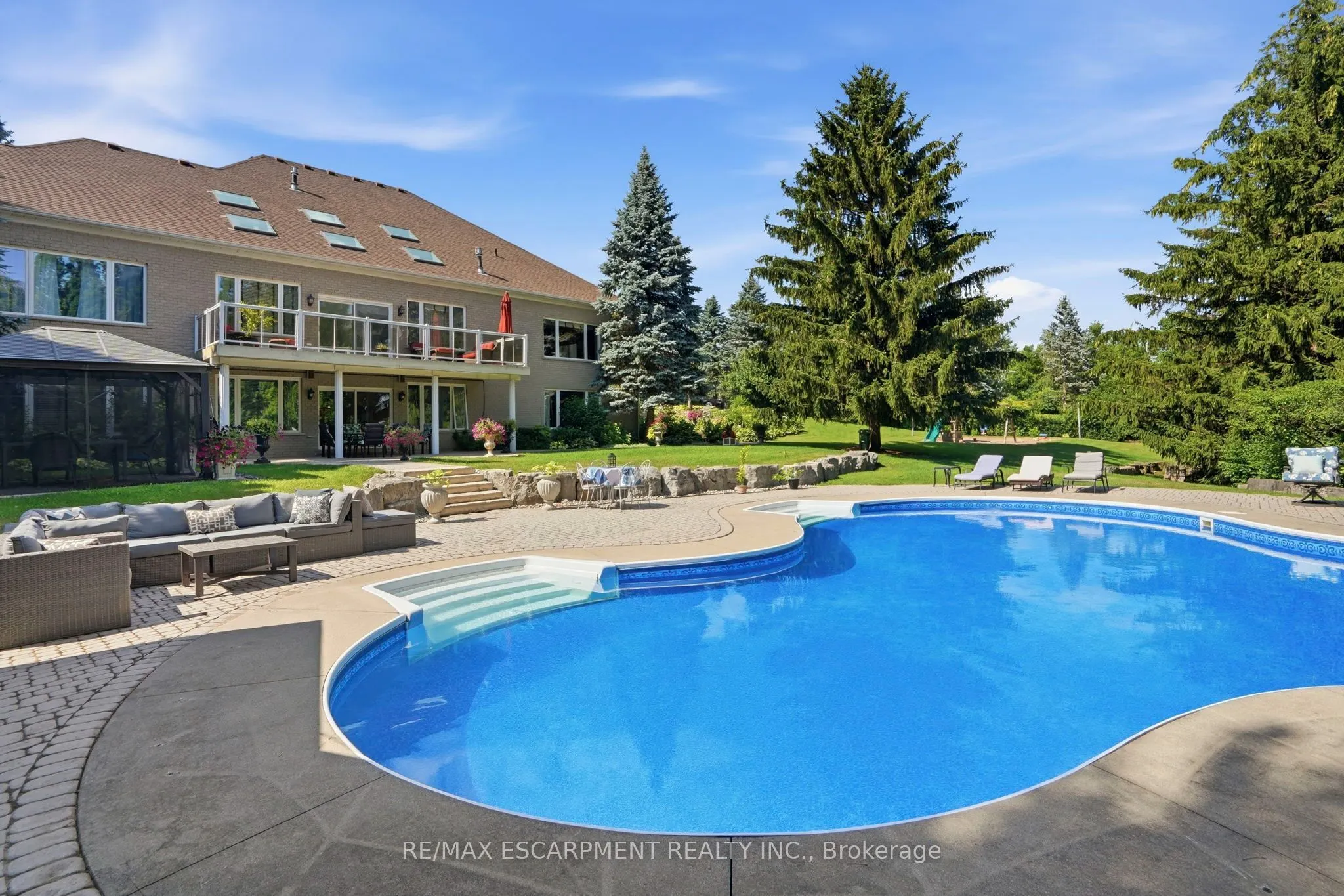 11 Palomino Drive