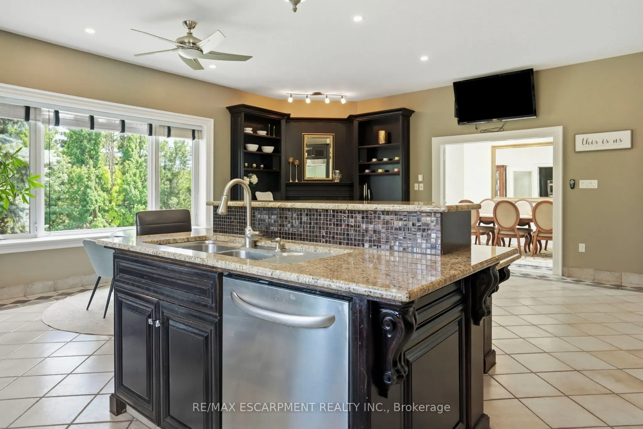 11 Palomino Drive