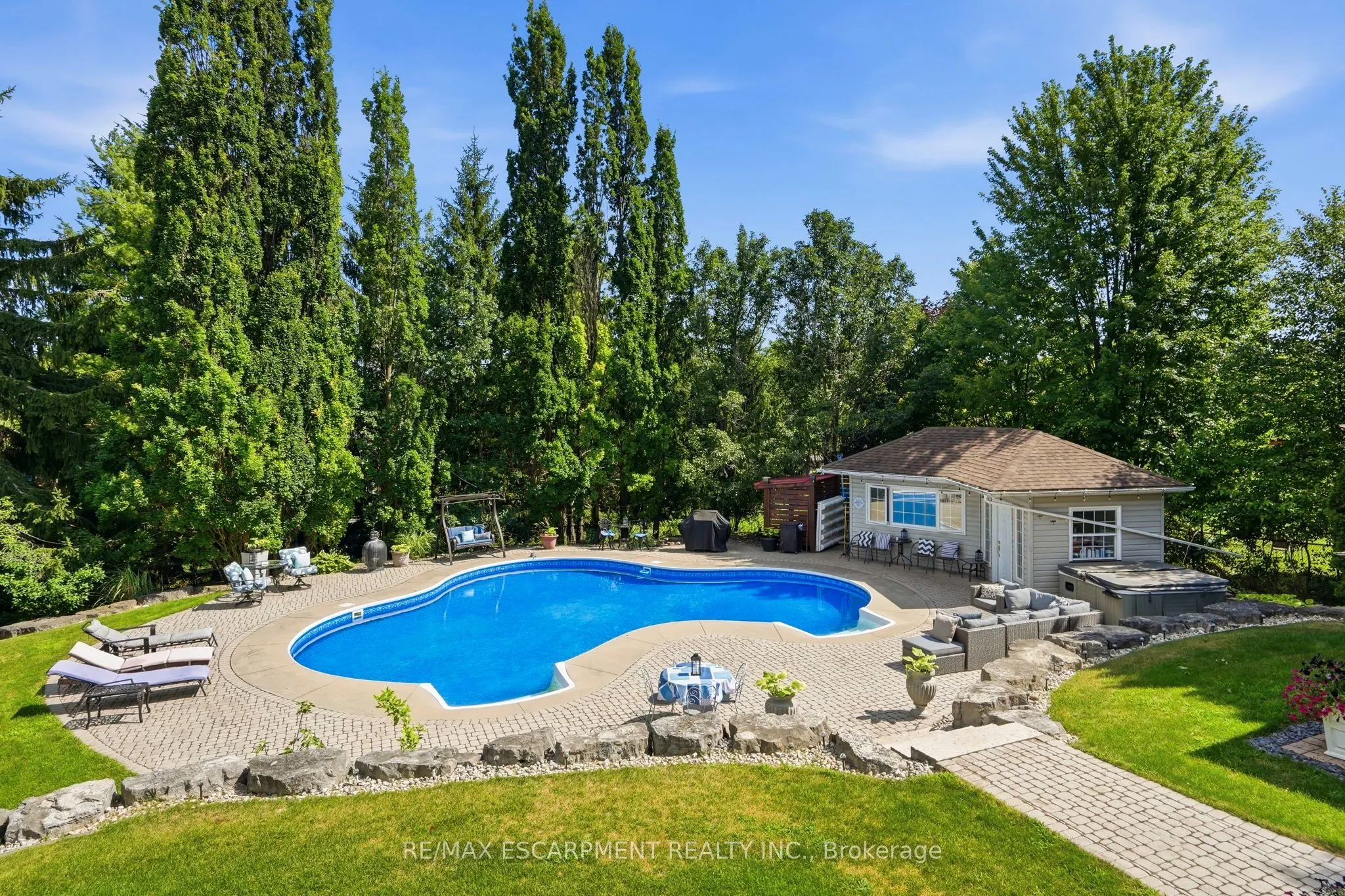 11 Palomino Drive