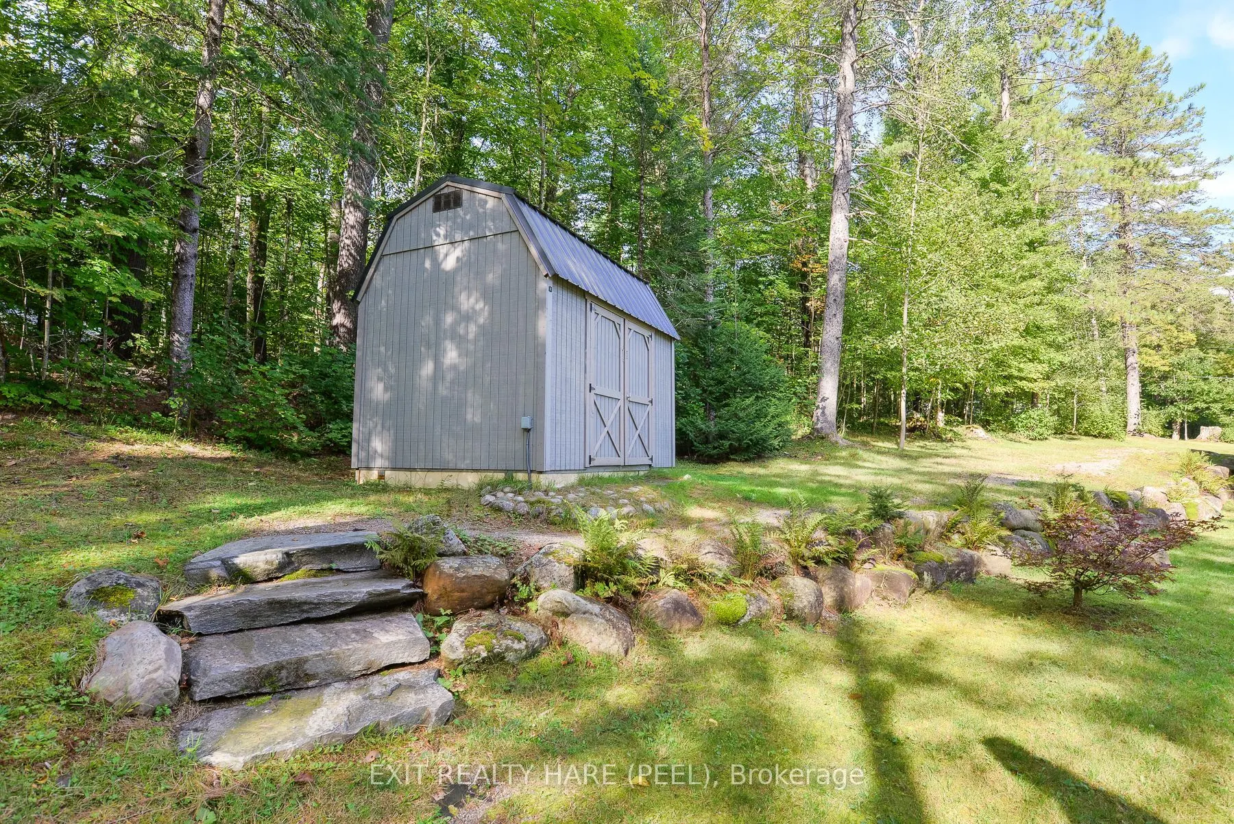 1082 Lambert Road